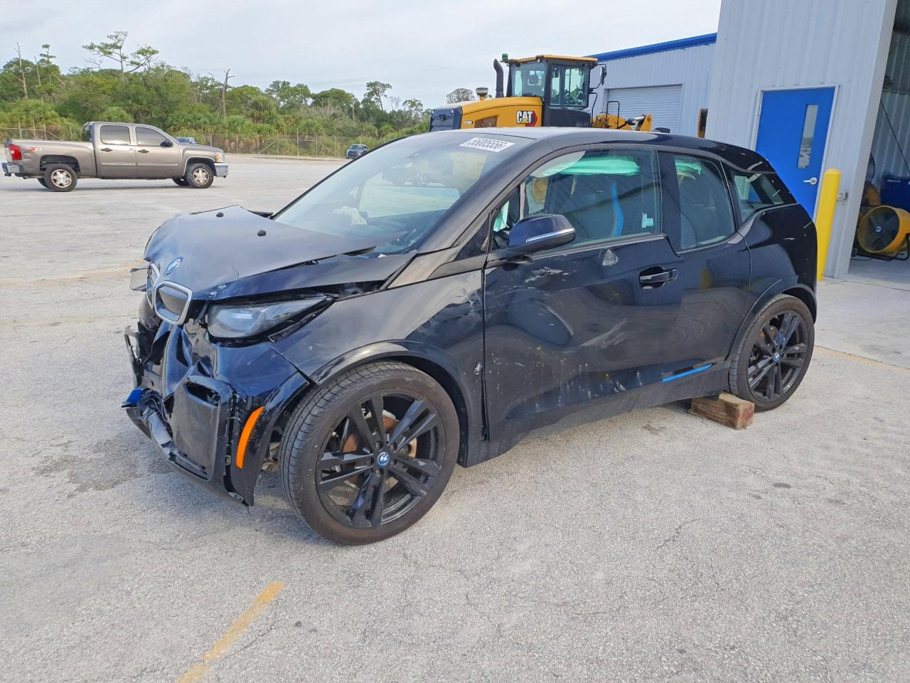 WBY8P8C56K7E53913 · 2019 BMW I3