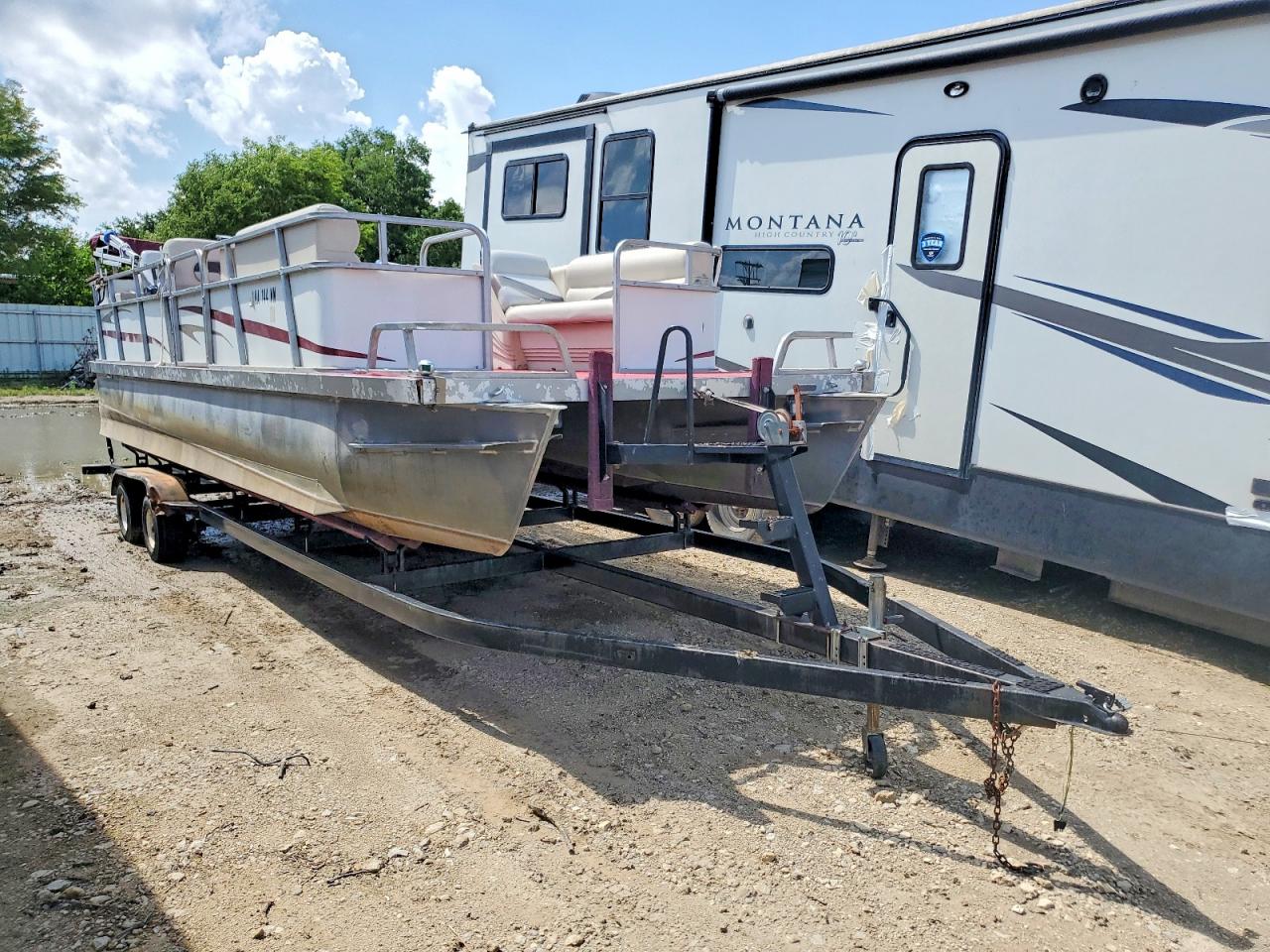 LWN2211PA989 · 1989 LOWE PONTOON