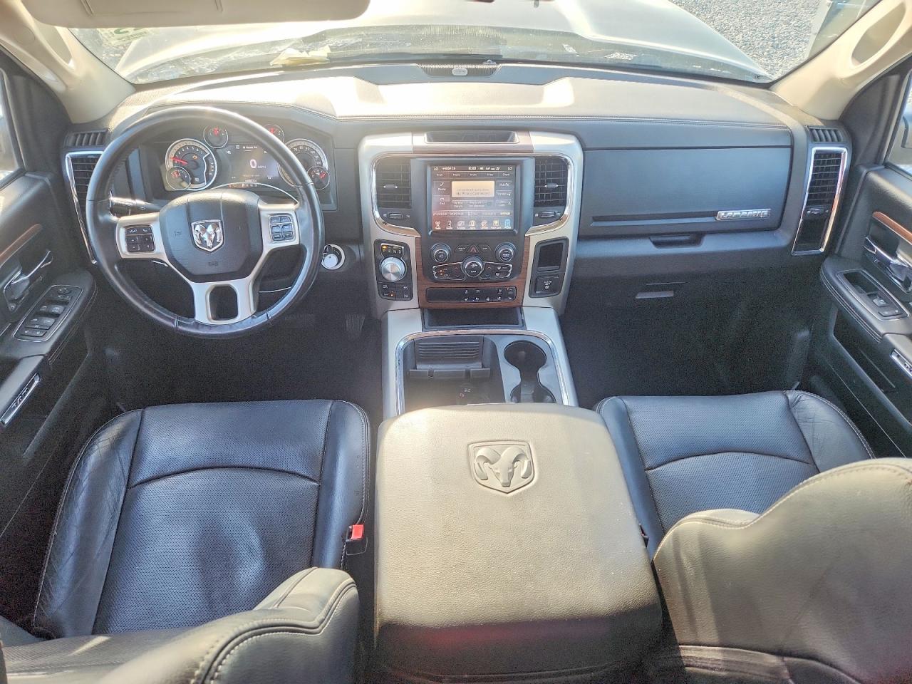 1C6RR7VT4GS283856 · 2016 RAM 1500 · 8/13