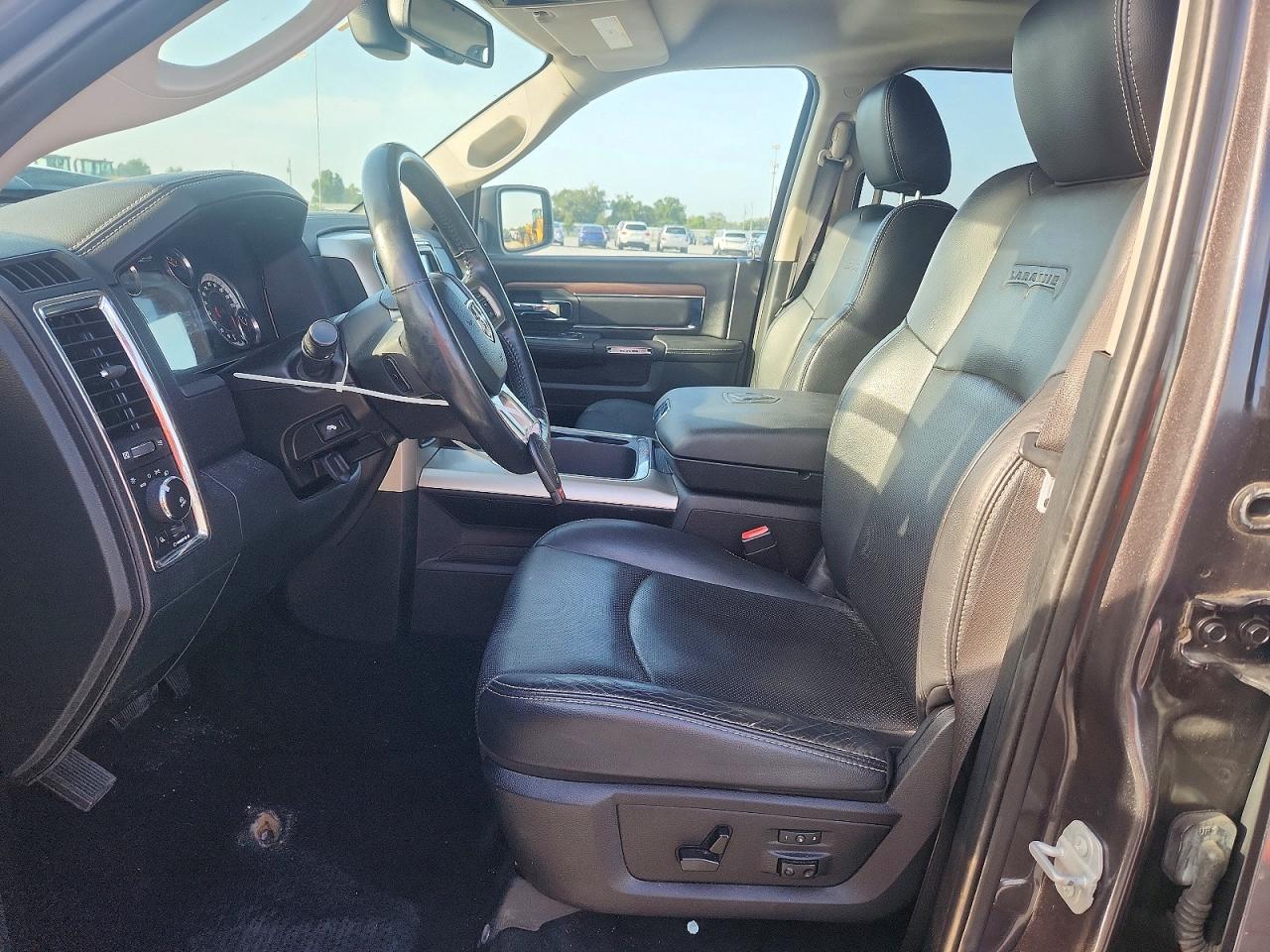 1C6RR7VT4GS283856 · 2016 RAM 1500 · 7/13
