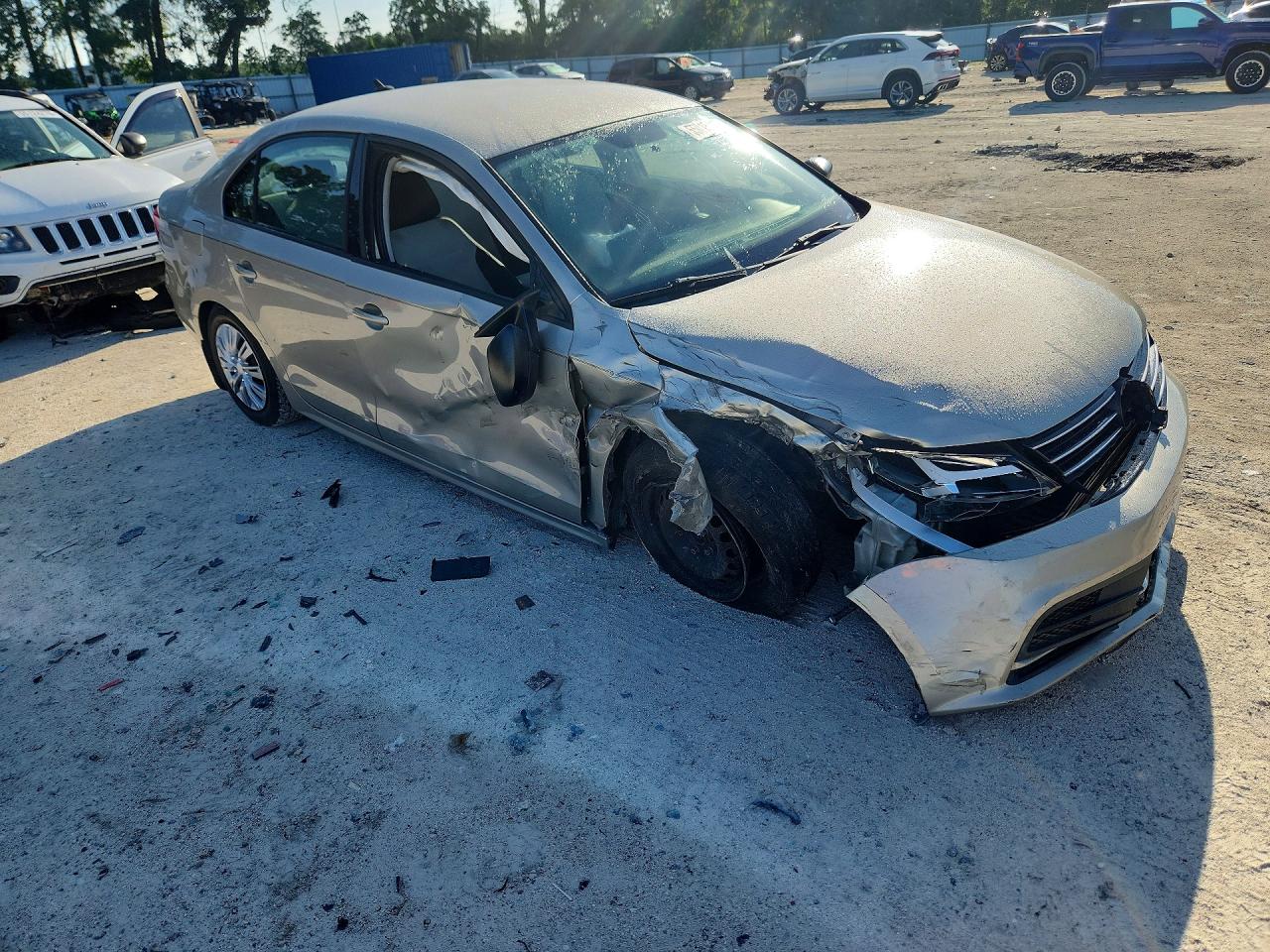 3VW2K7AJ8FM278232 · 2015 VOLKSWAGEN JETTA · 4/12