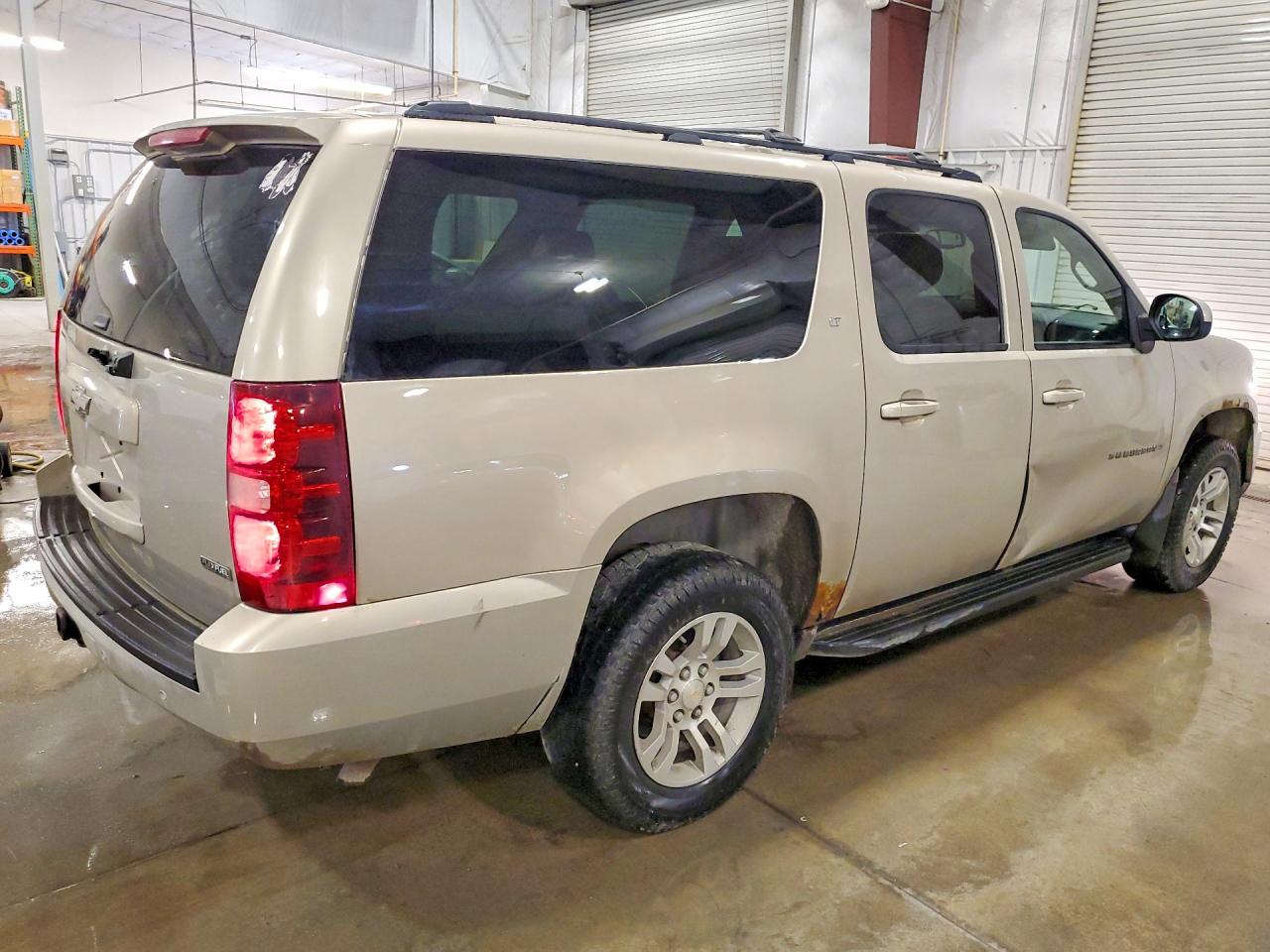 3GNFK16318G289223 · 2008 CHEVROLET SUBURBAN · 3/13