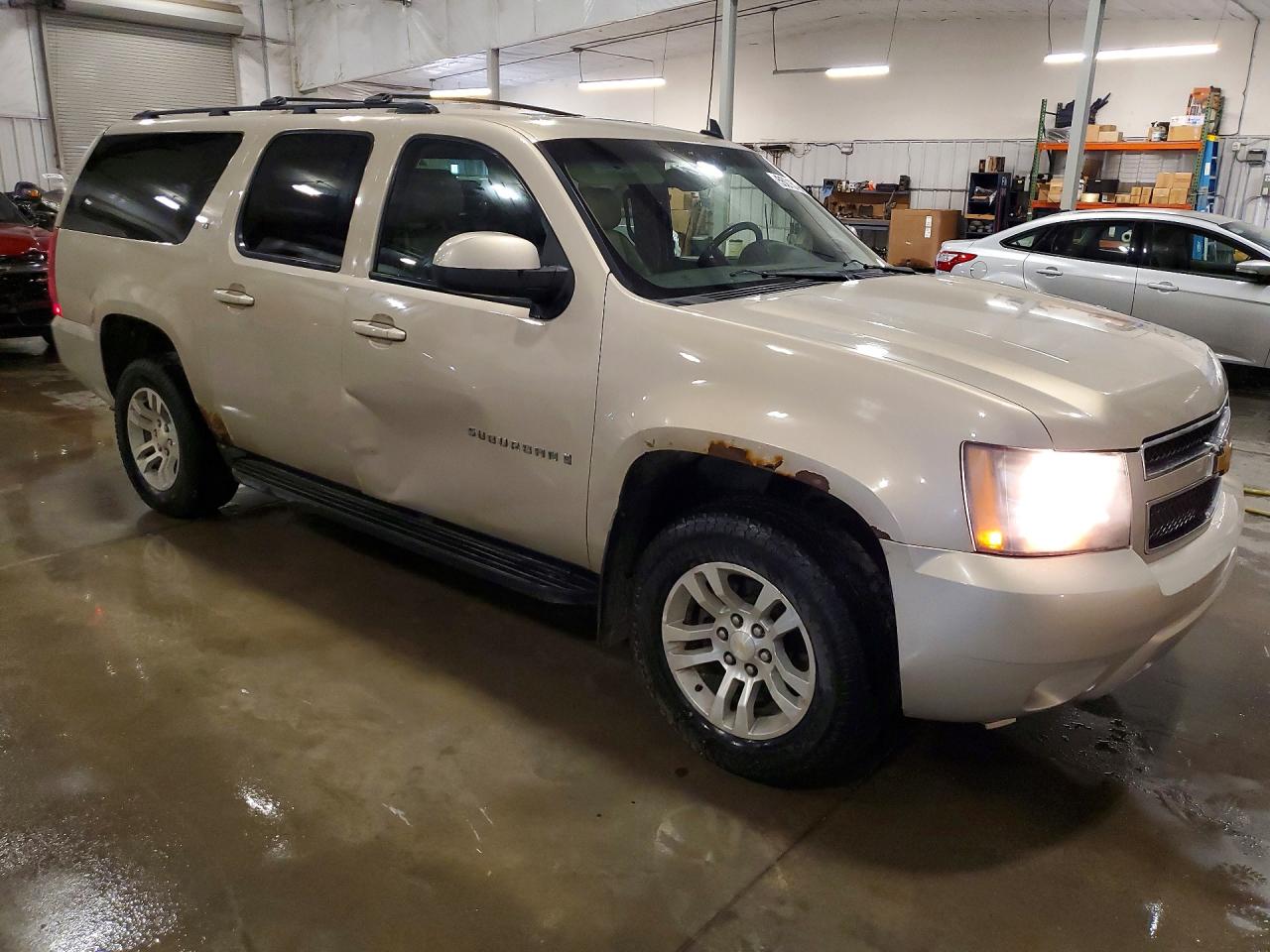 3GNFK16318G289223 · 2008 CHEVROLET SUBURBAN · 4/13