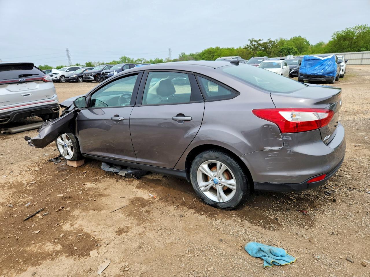 1FAHP3F27CL241927 · 2012 FORD FOCUS · 2/13