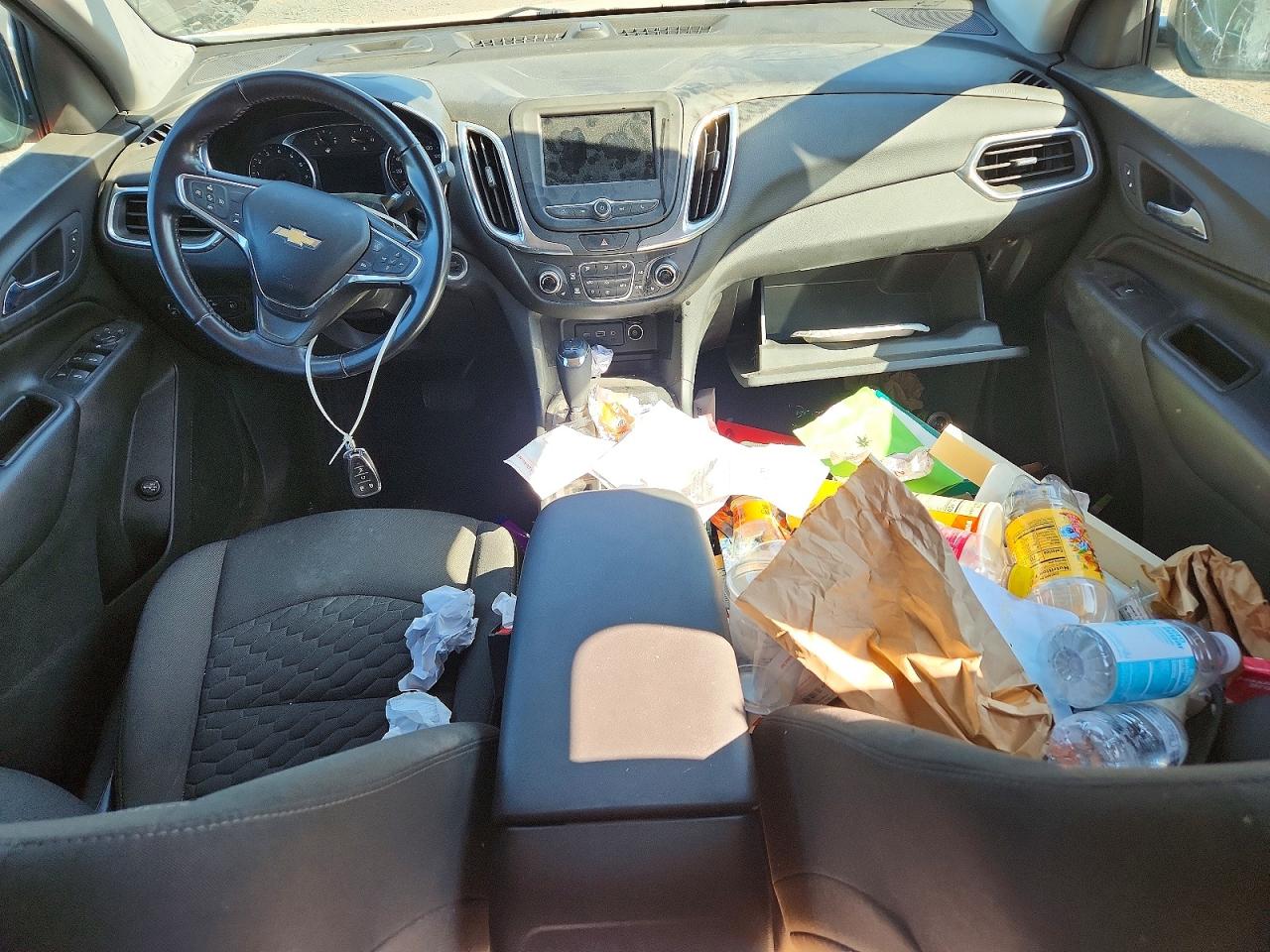 3GNAXUEV4LS645590 · 2020 CHEVROLET EQUINOX · 8/13
