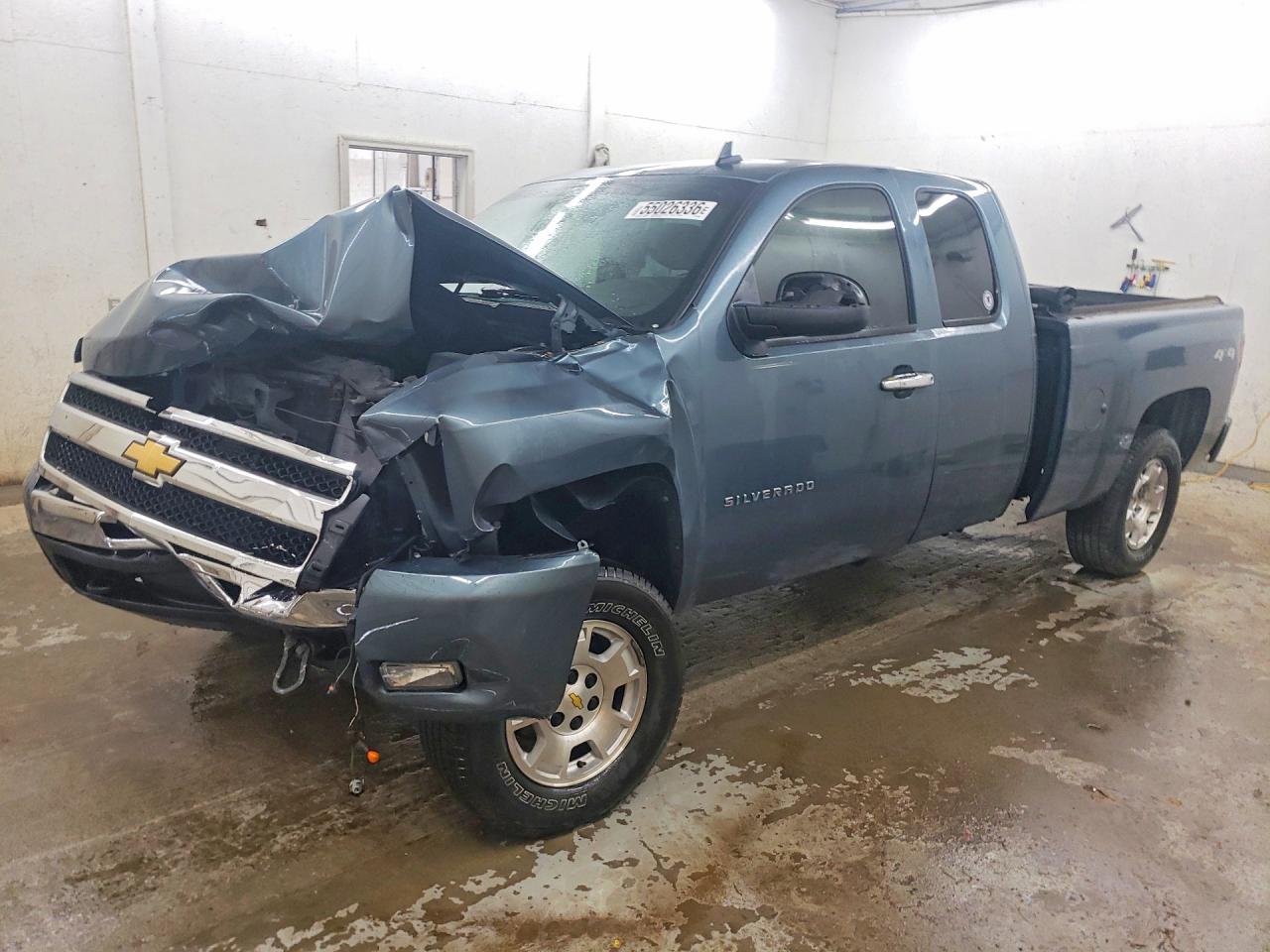 1GCRKSE36BZ189669 · 2011 CHEVROLET SILVERADO