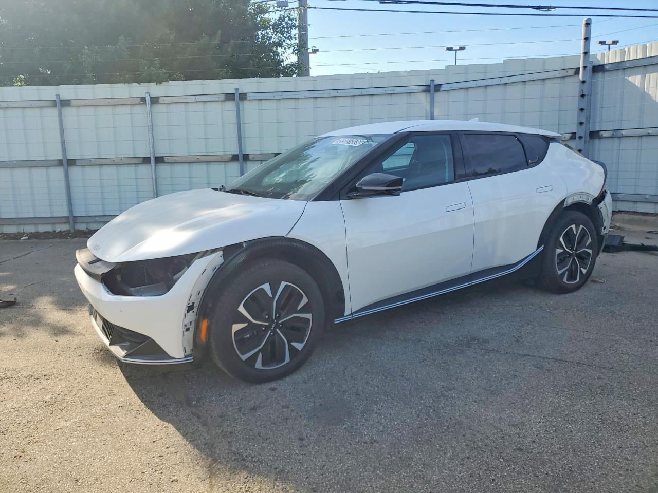 KNDC34LA2R5216125 · 2024 KIA EV6