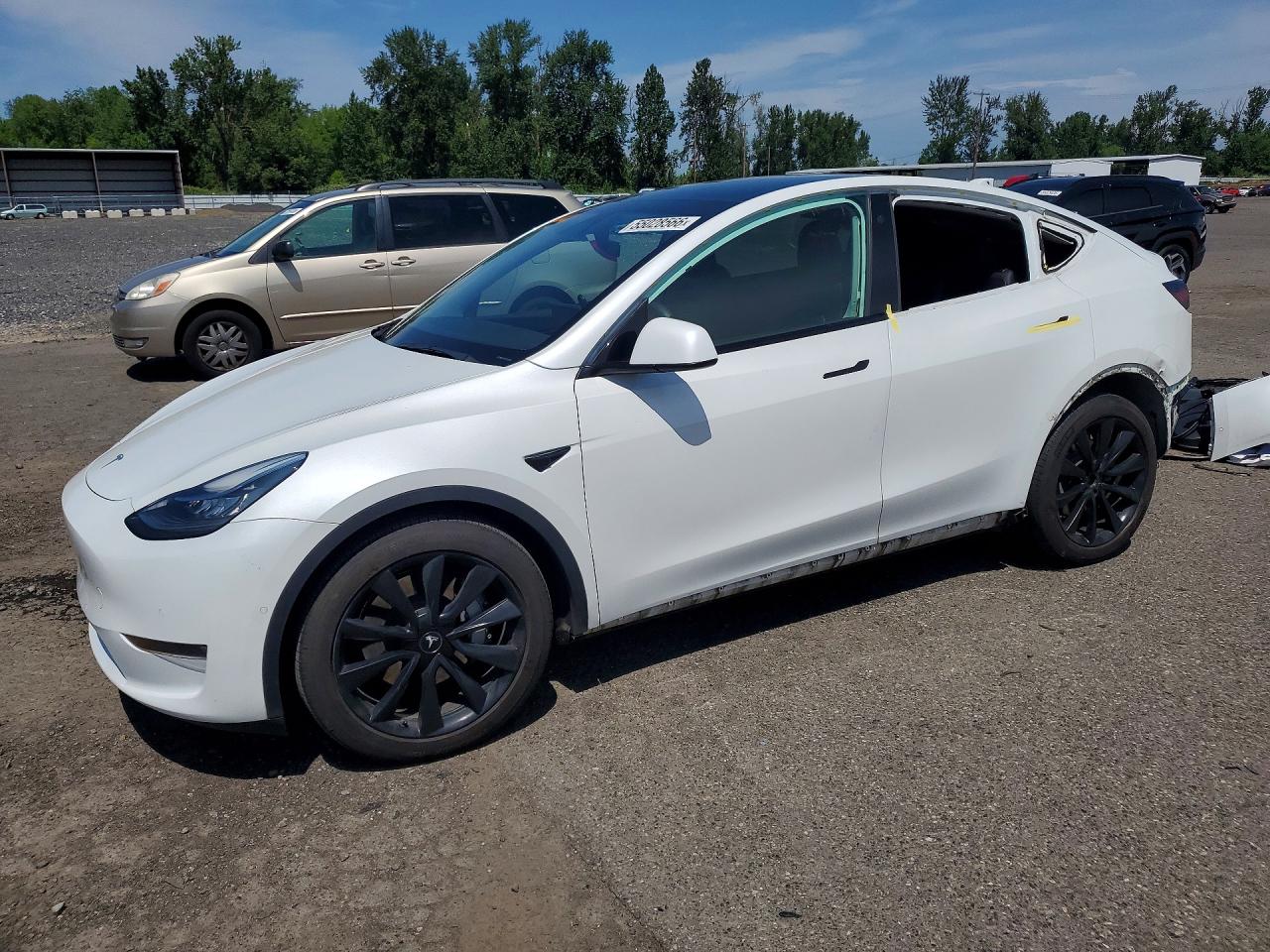 5YJYGDEE1MF213430 · 2021 TESLA MODEL Y