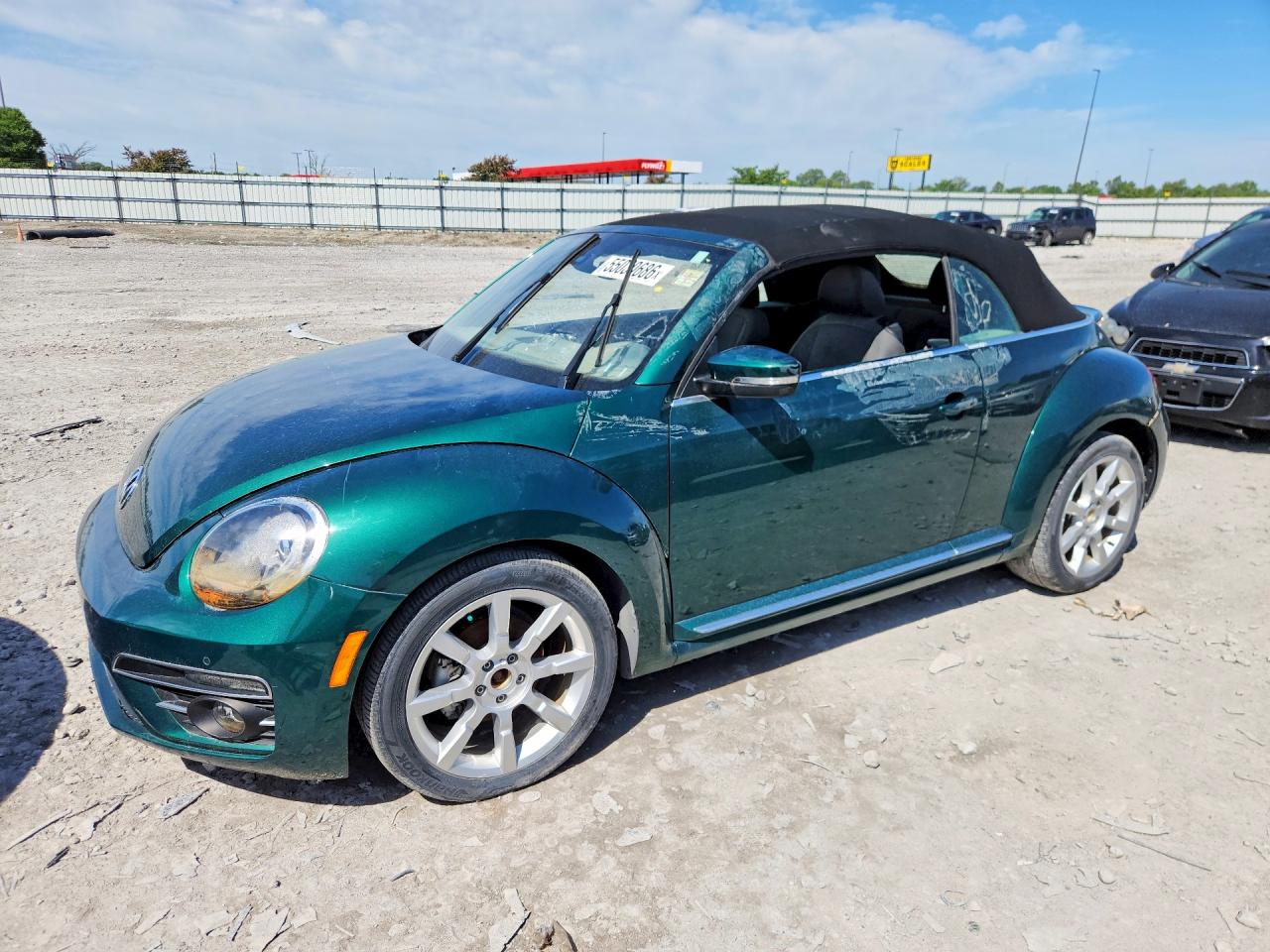 3VW5DAAT0JM502351 · 2018 VOLKSWAGEN BEETLE