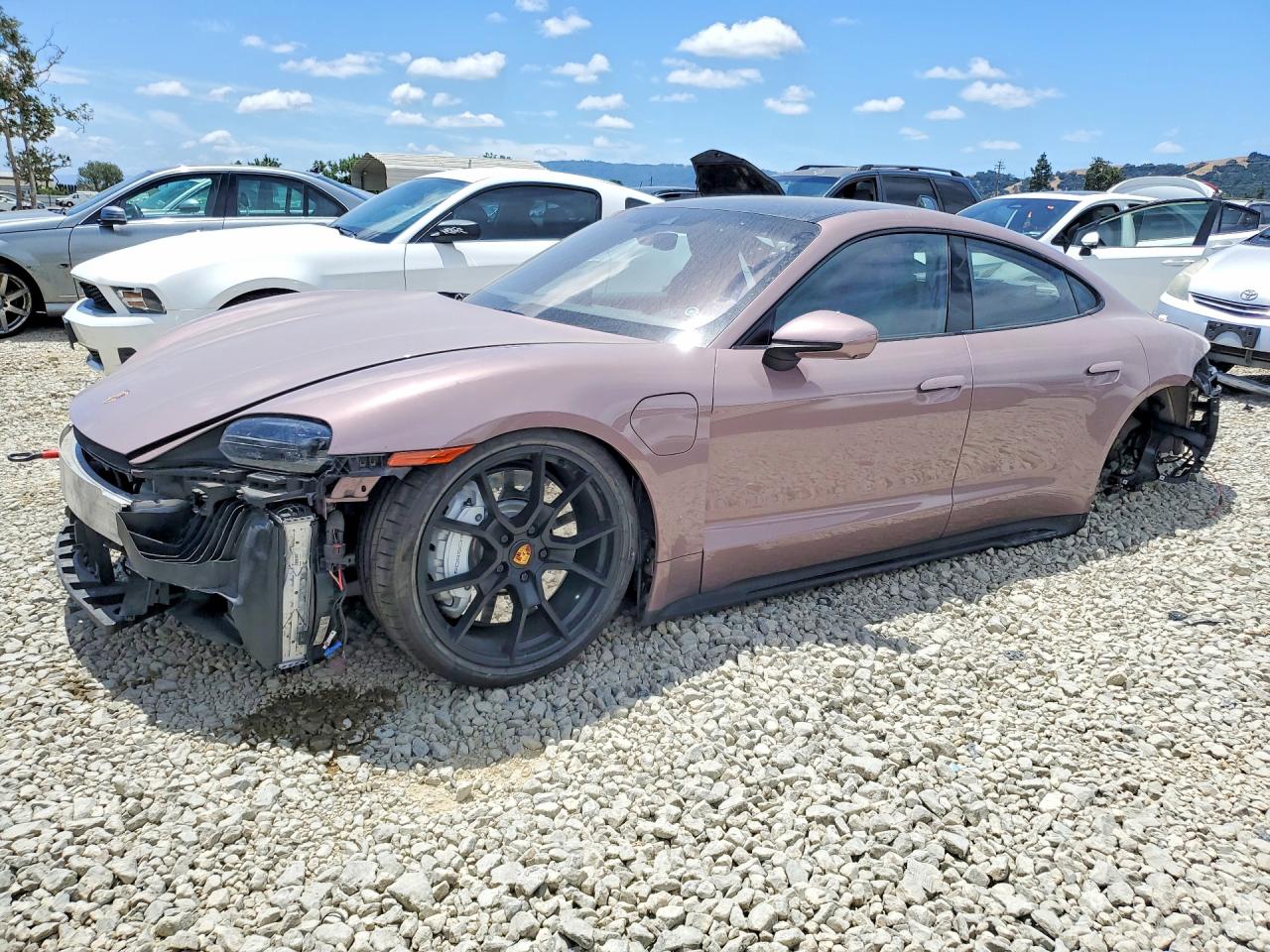 WP0AD2Y19RSA47498 · 2024 PORSCHE TAYCAN