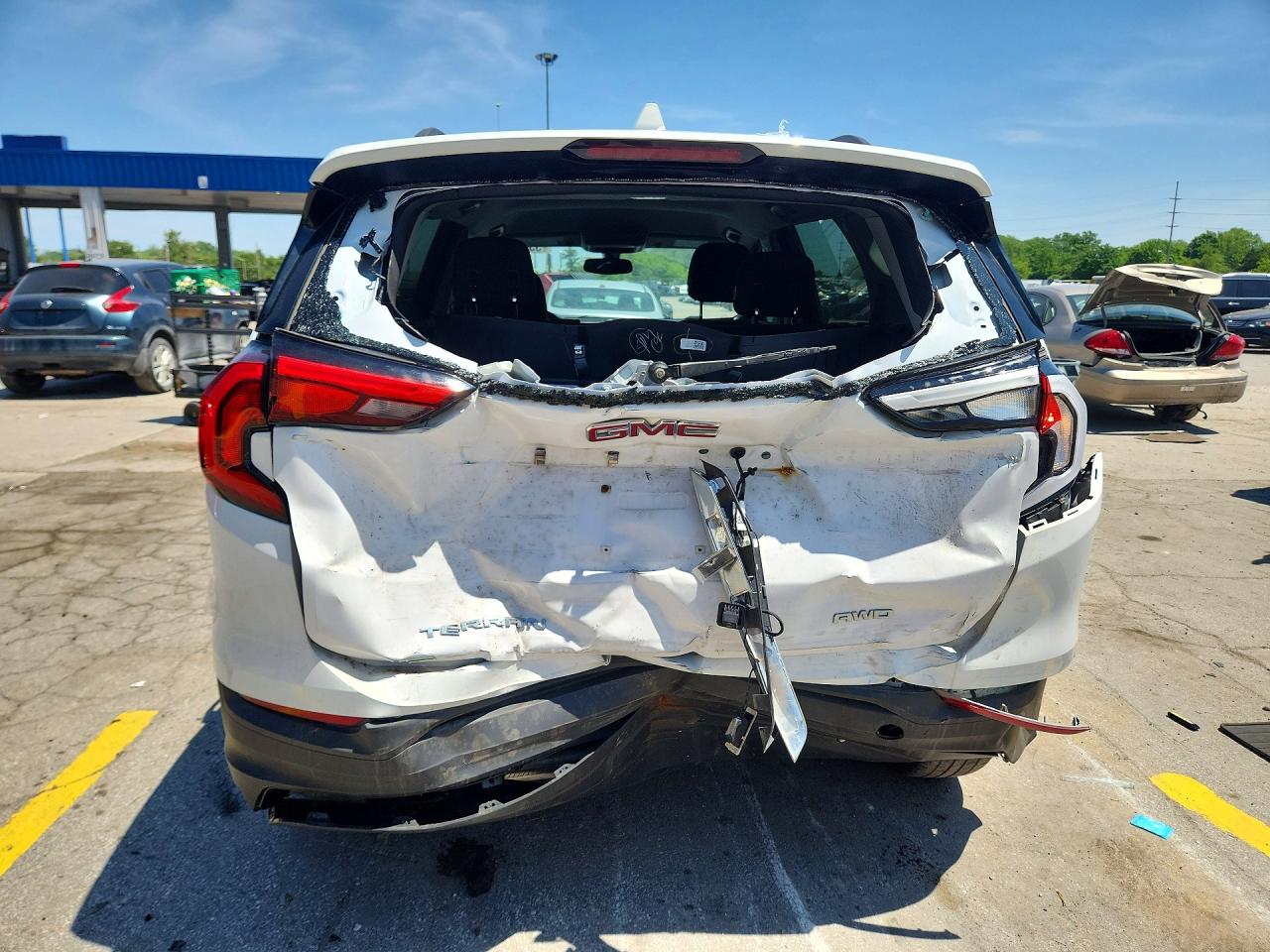 3GKALTEV7JL335976 · 2018 GMC TERRAIN · 6/13
