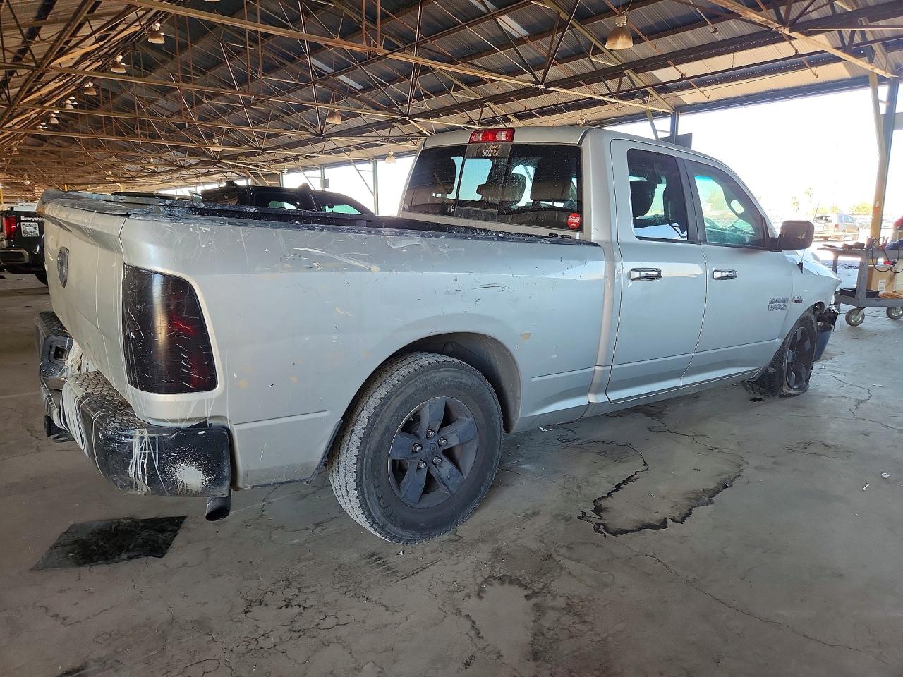 1C6RR6GT2HS513015 · 2017 RAM 1500 · 3/12