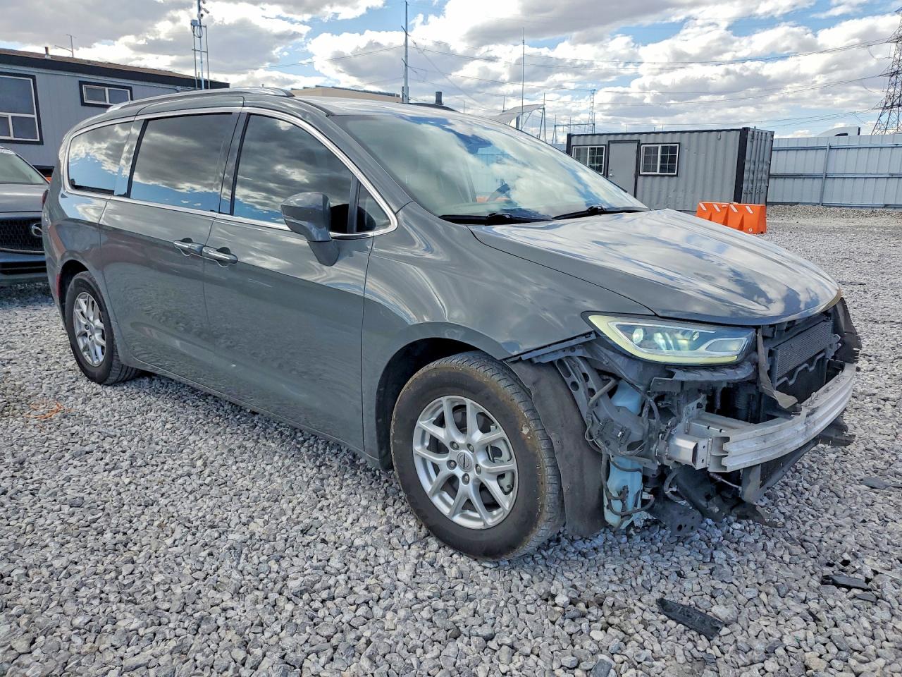 2C4RC1BG8MR584903 · 2021 CHRYSLER PACIFICA · 4/14