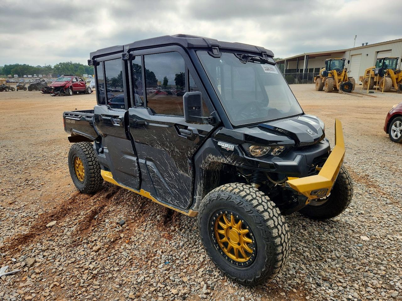 3JBUUAX4XRK003906 · 2024 CAN-AM DEFENDER