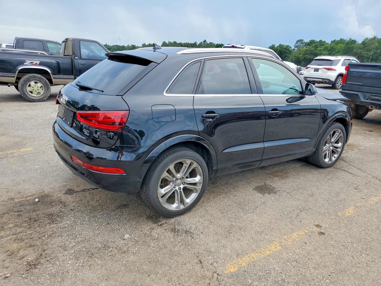 WA1EFCFS6FR010691 · 2015 AUDI Q3 · 3/13