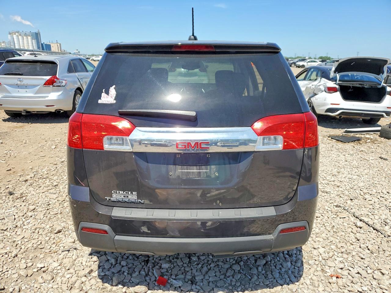 2GKALMEK5F6389252 · 2015 GMC TERRAIN · 6/14