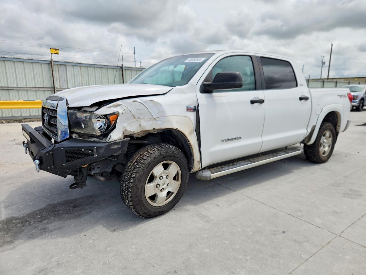 5TFDV54188X033303 · 2008 TOYOTA TUNDRA