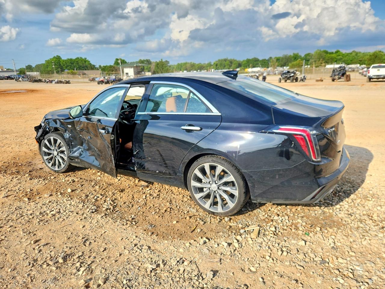 1G6DF5RK6R0128163 · 2024 CADILLAC CT4 · 2/12
