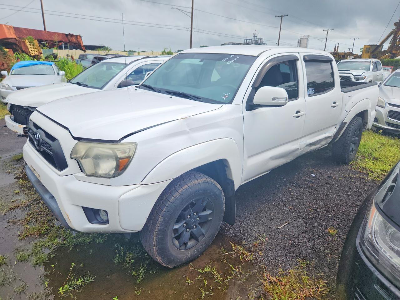 5TFLU4EN4FX135107 · 2015 TOYOTA TACOMA
