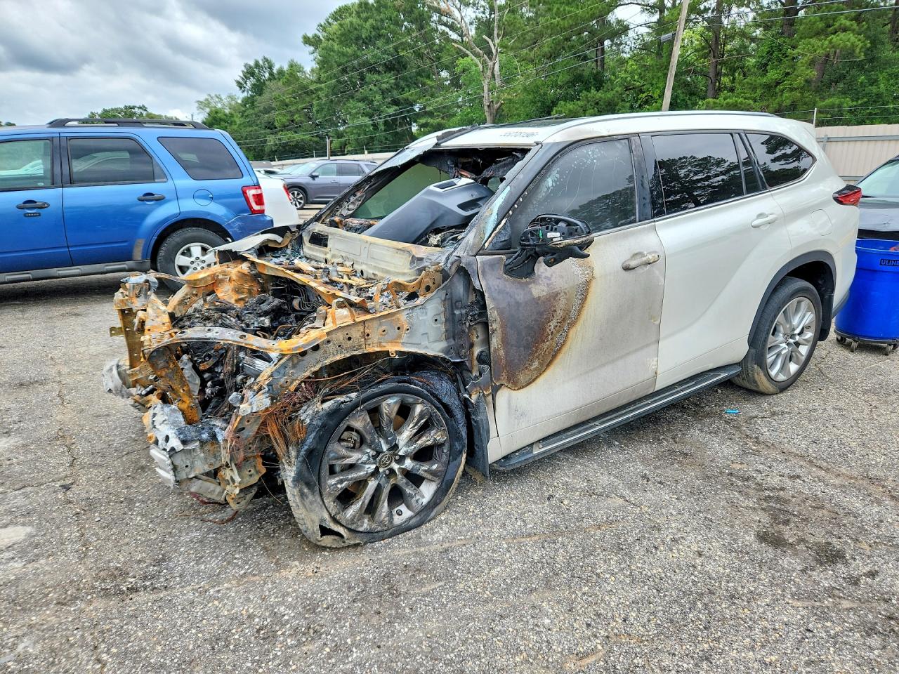 2021 TOYOTA HIGHLANDER