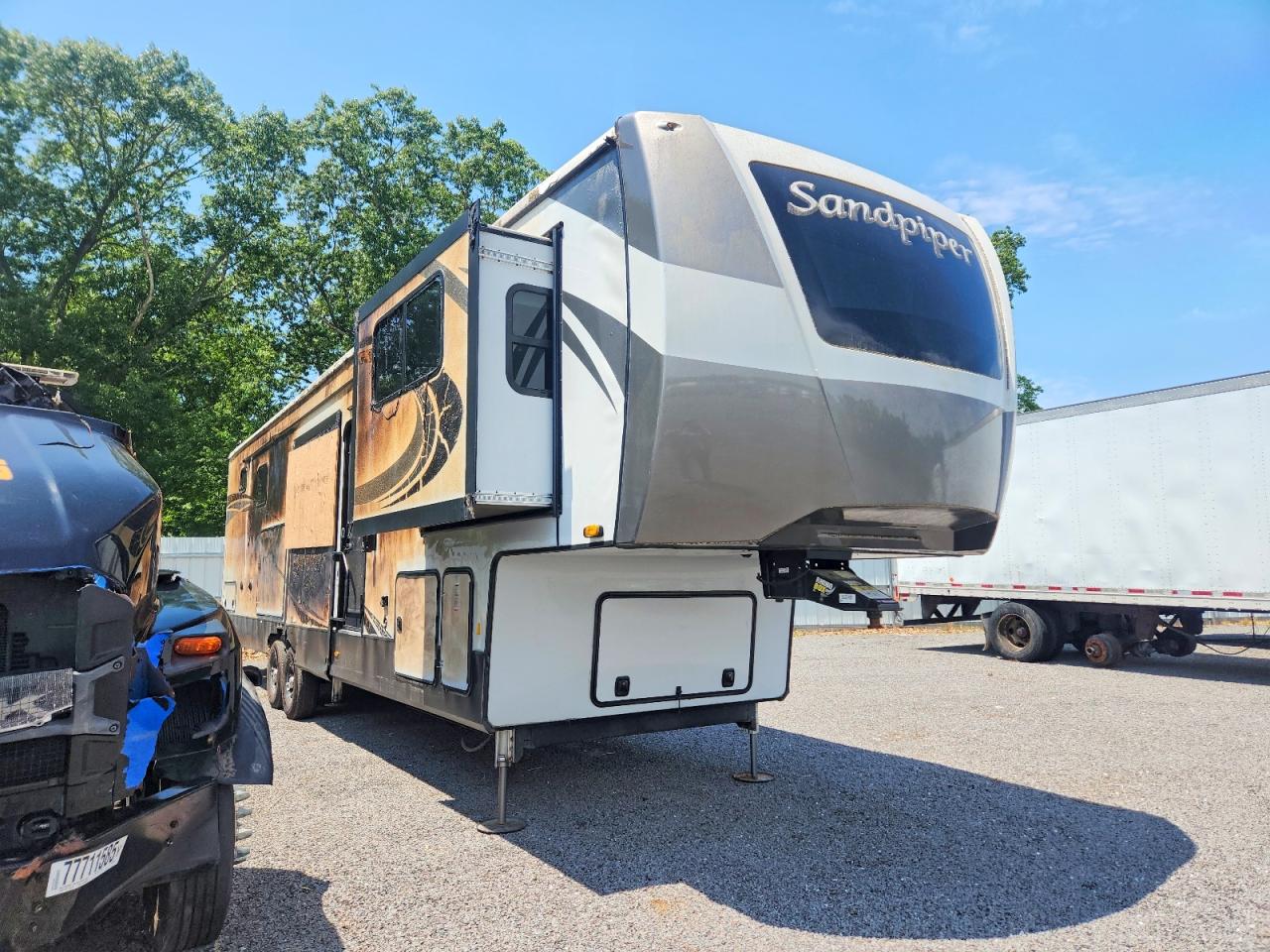 4X4FSAR21NJ043580 2022 FOREST RIVER SANDPIPER 378FB