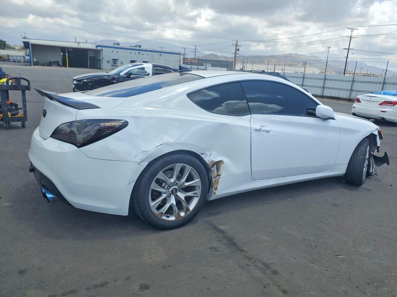 KMHHT6KD5EU118926 · 2014 HYUNDAI GENESIS COUPE · 3/12