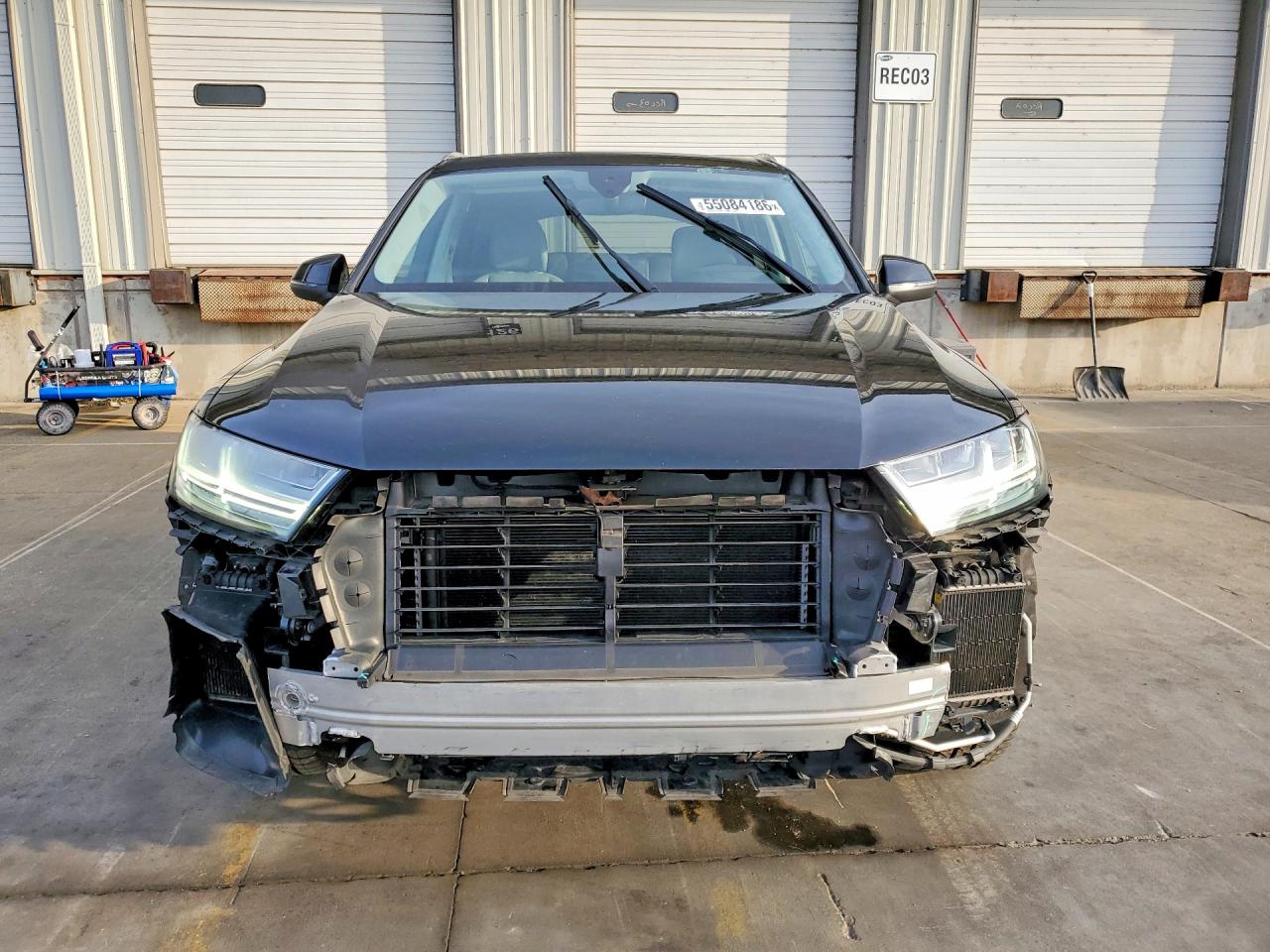 WA1VAAF7XHD030375 · 2017 AUDI Q7 · 5/14