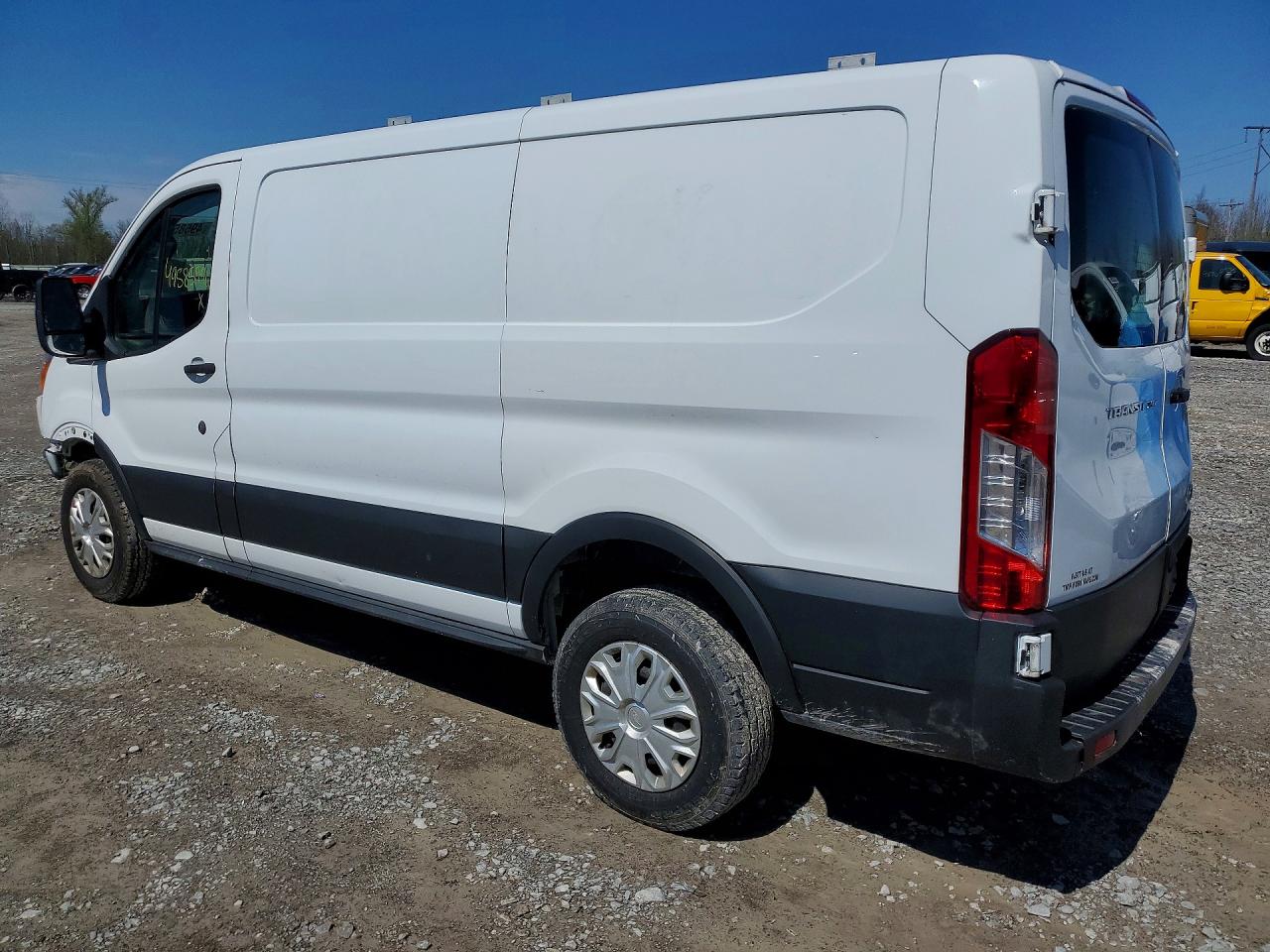 1FTBR1Y82NKA47069 · 2022 FORD TRANSIT · 2/12