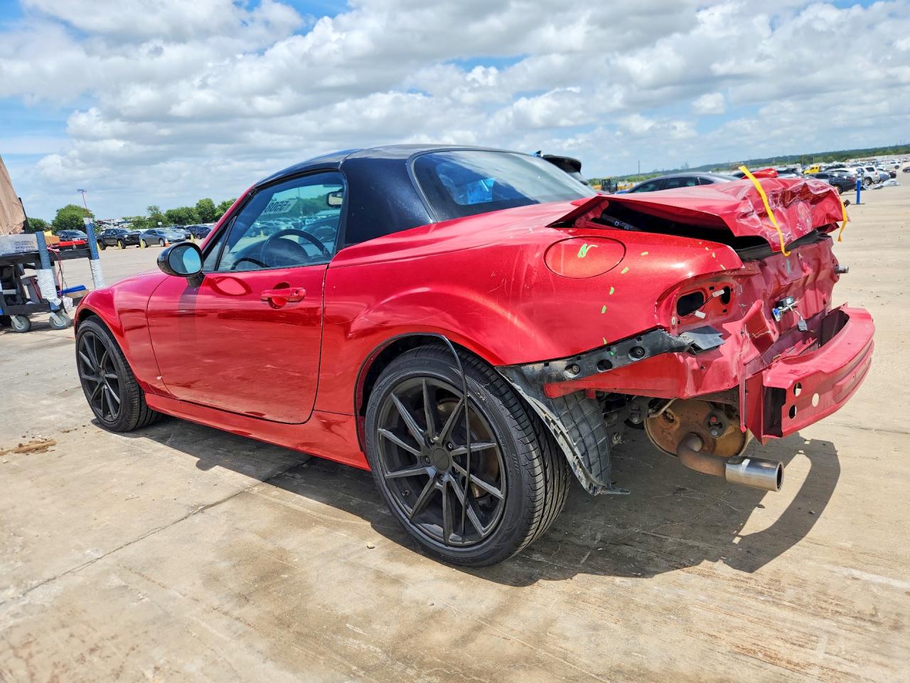 JM1NC2SFXC0222785 · 2012 MAZDA MX-5 MIATA · 2/13