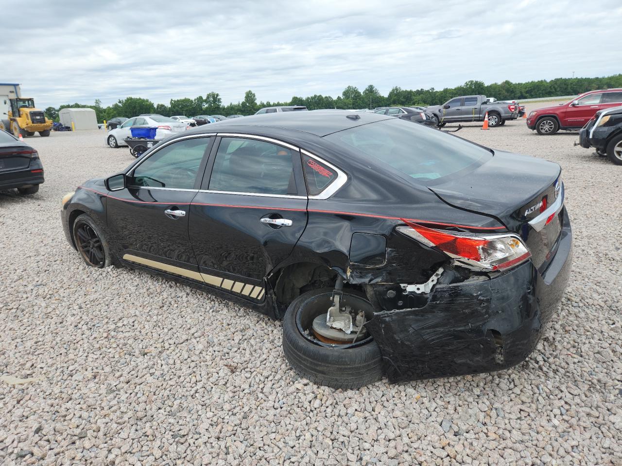 1N4AL3AP8FC464482 · 2015 NISSAN ALTIMA · 2/12