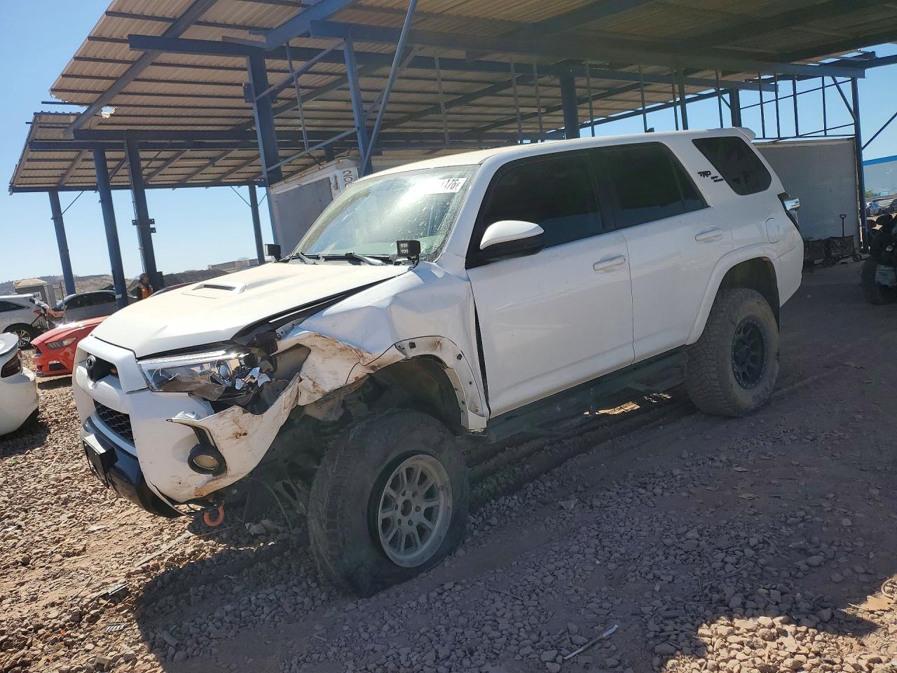 JTEBU5JR0H5409472 · 2017 TOYOTA 4RUNNER