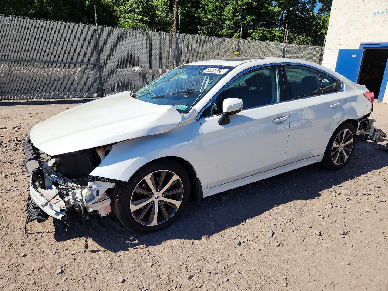 4S3BNEN65F3038917 · 2015 SUBARU LEGACY