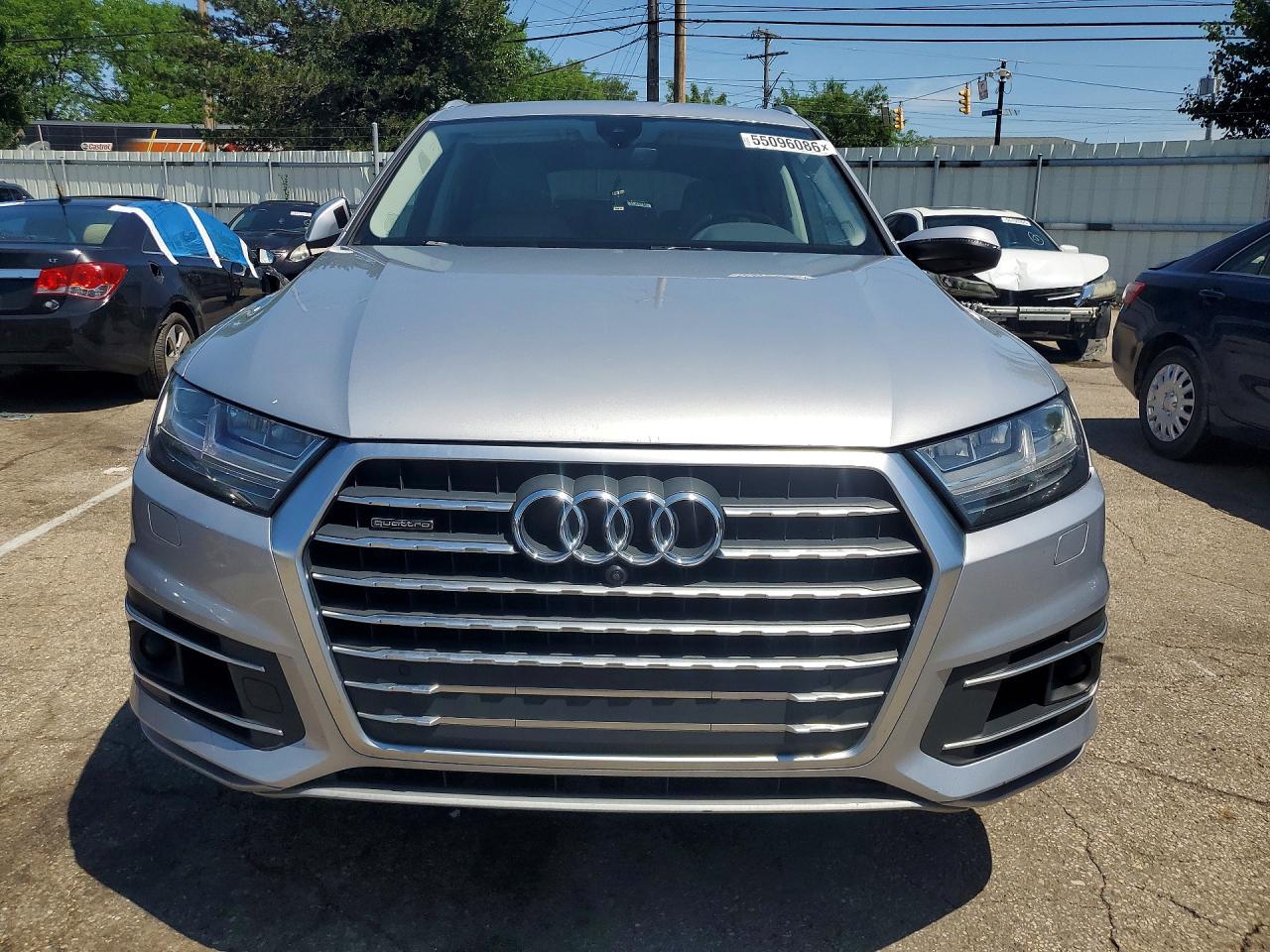 WA1LAAF7XKD001053 · 2019 AUDI Q7 · 5/13