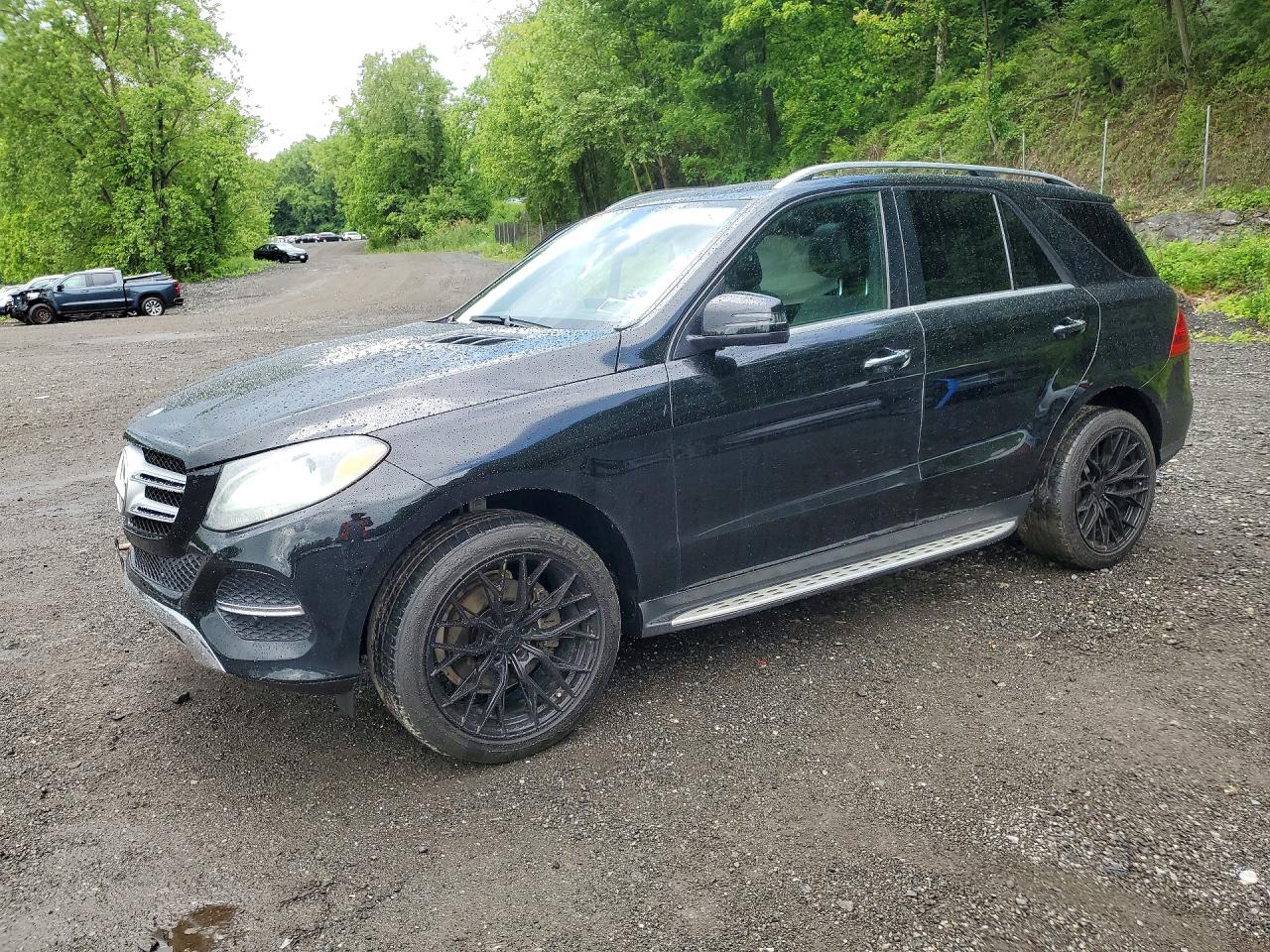 4JGDA5HB4HA977533 · 2017 MERCEDES-BENZ GLE