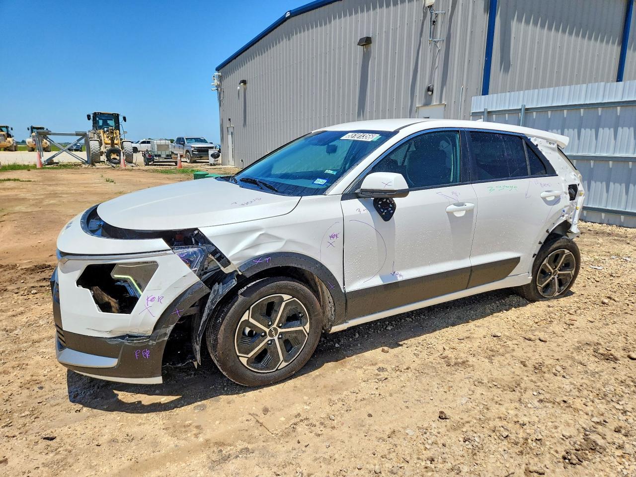 KNDCP3LE7T5328072 · 2026 KIA NIRO