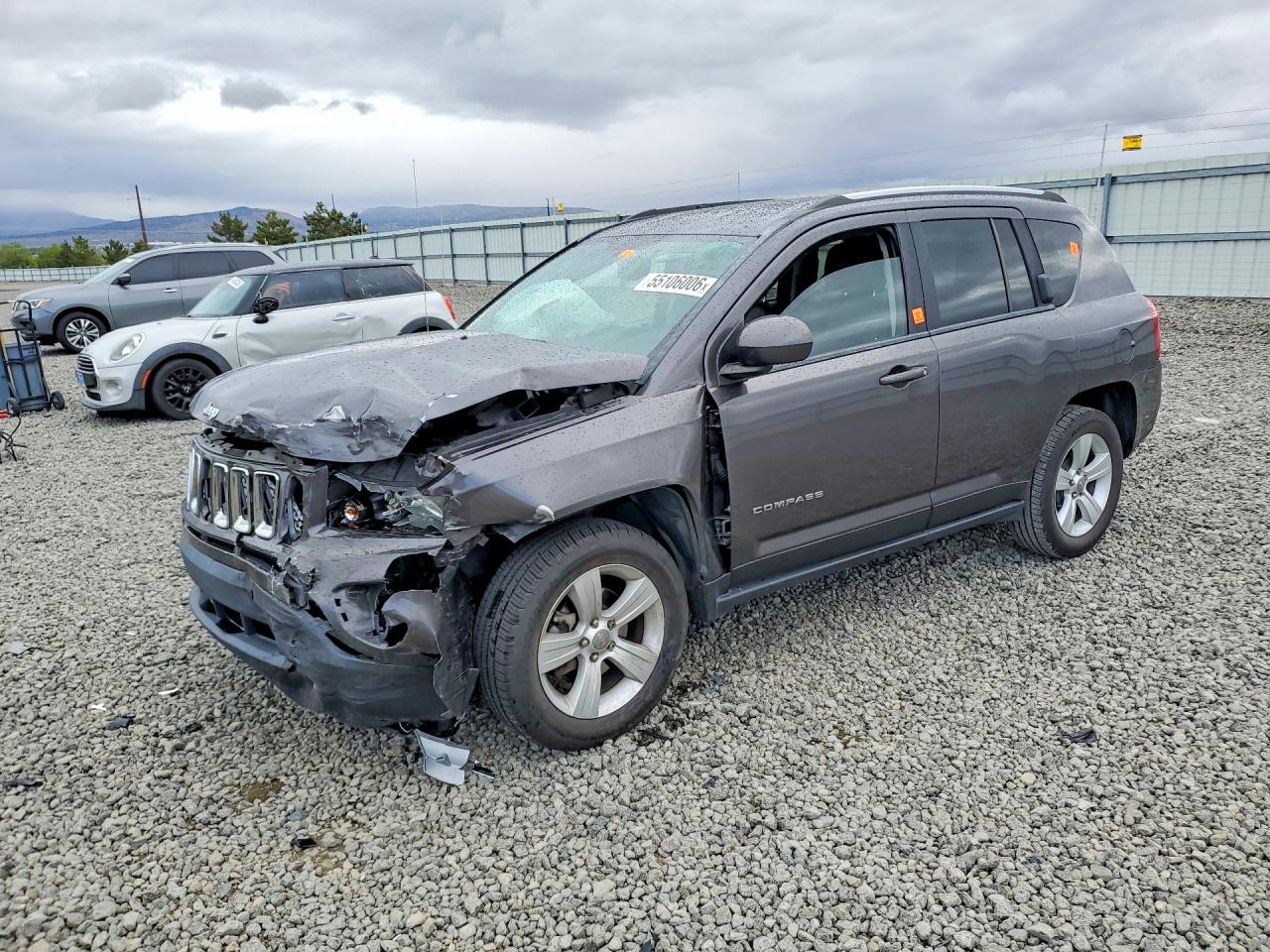 1C4NJCEB3GD599929 · 2016 JEEP COMPASS