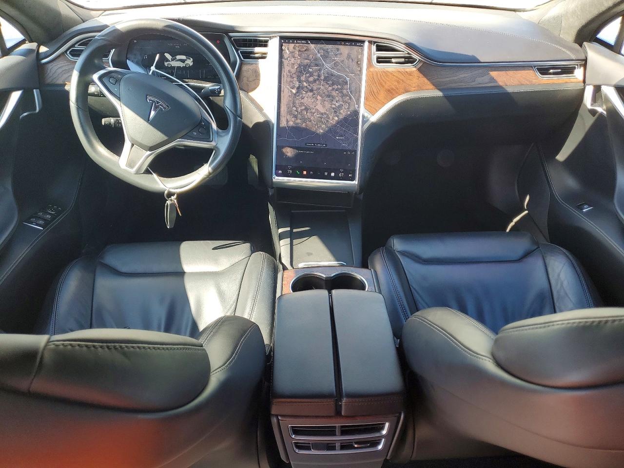 5YJSA1E18HF190043 · 2017 TESLA MODEL S · 8/12
