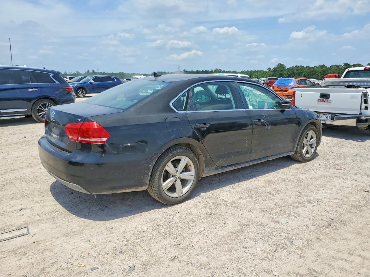 1VWBH7A3XDC025301 · 2013 VOLKSWAGEN PASSAT · 3/12