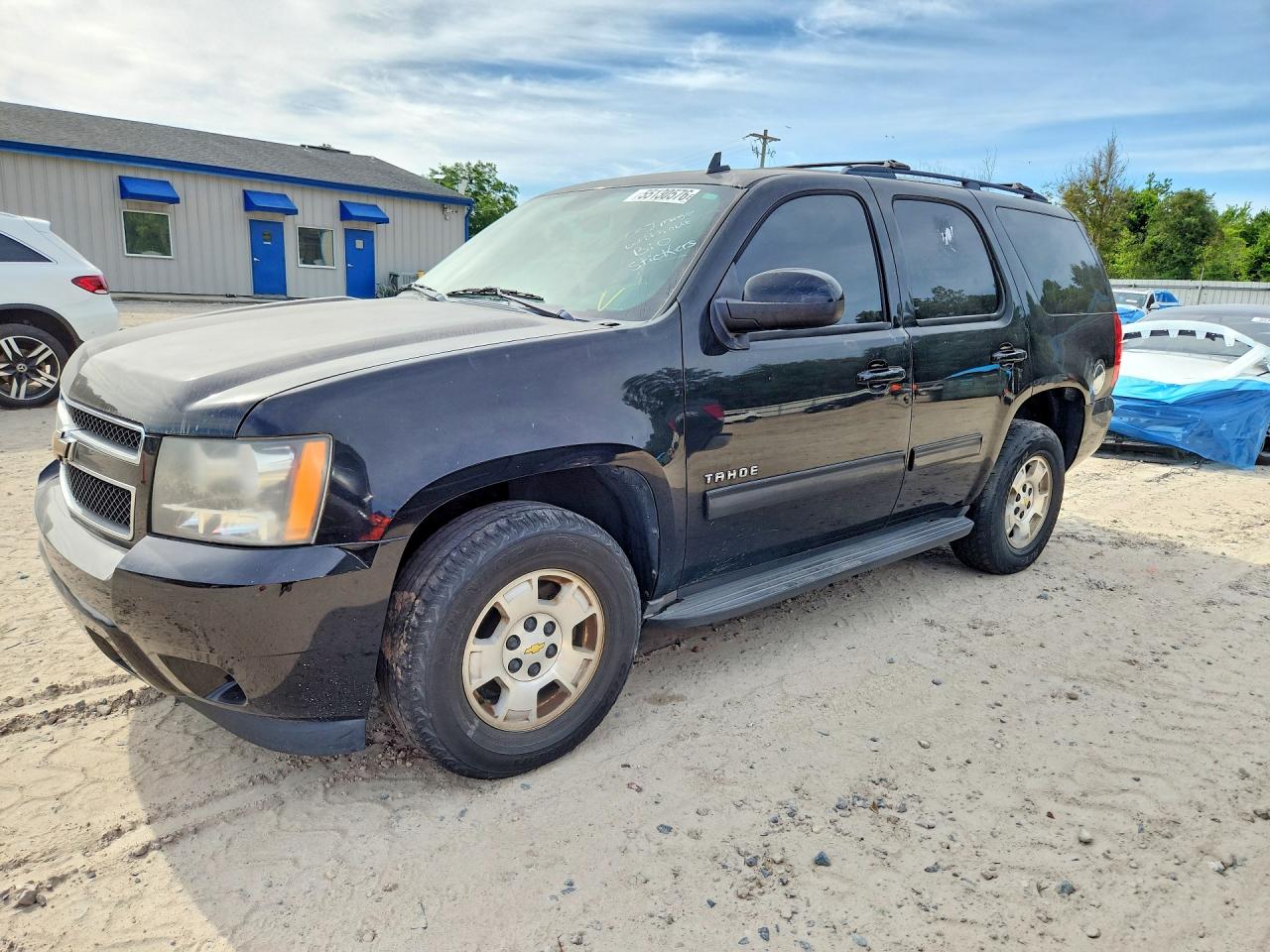 1GNSCAE06BR379249 · 2011 CHEVROLET TAHOE
