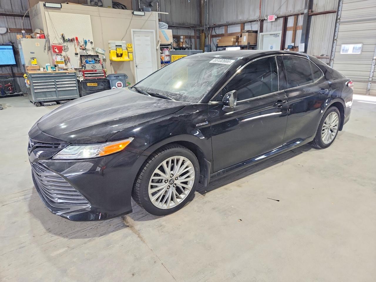 2020 TOYOTA CAMRY HYBRID XLE