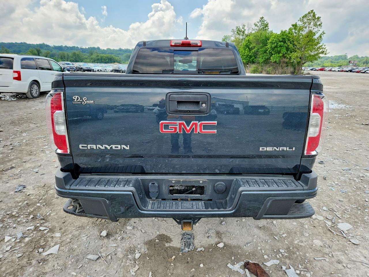 1GTG6EEN5J1199279 · 2018 GMC CANYON · 6/12