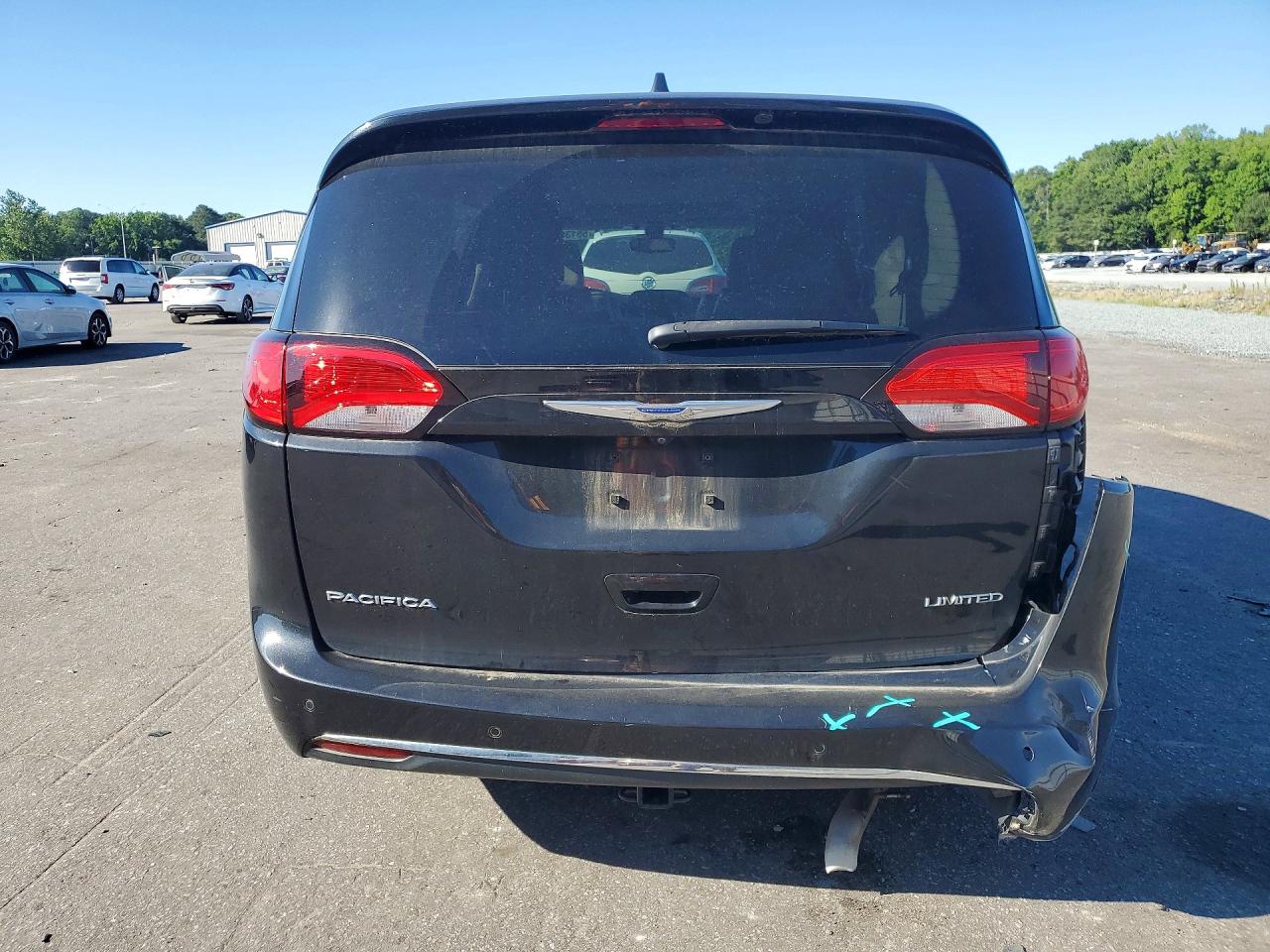 2C4RC1GG4KR523229 · 2019 CHRYSLER PACIFICA · 6/13