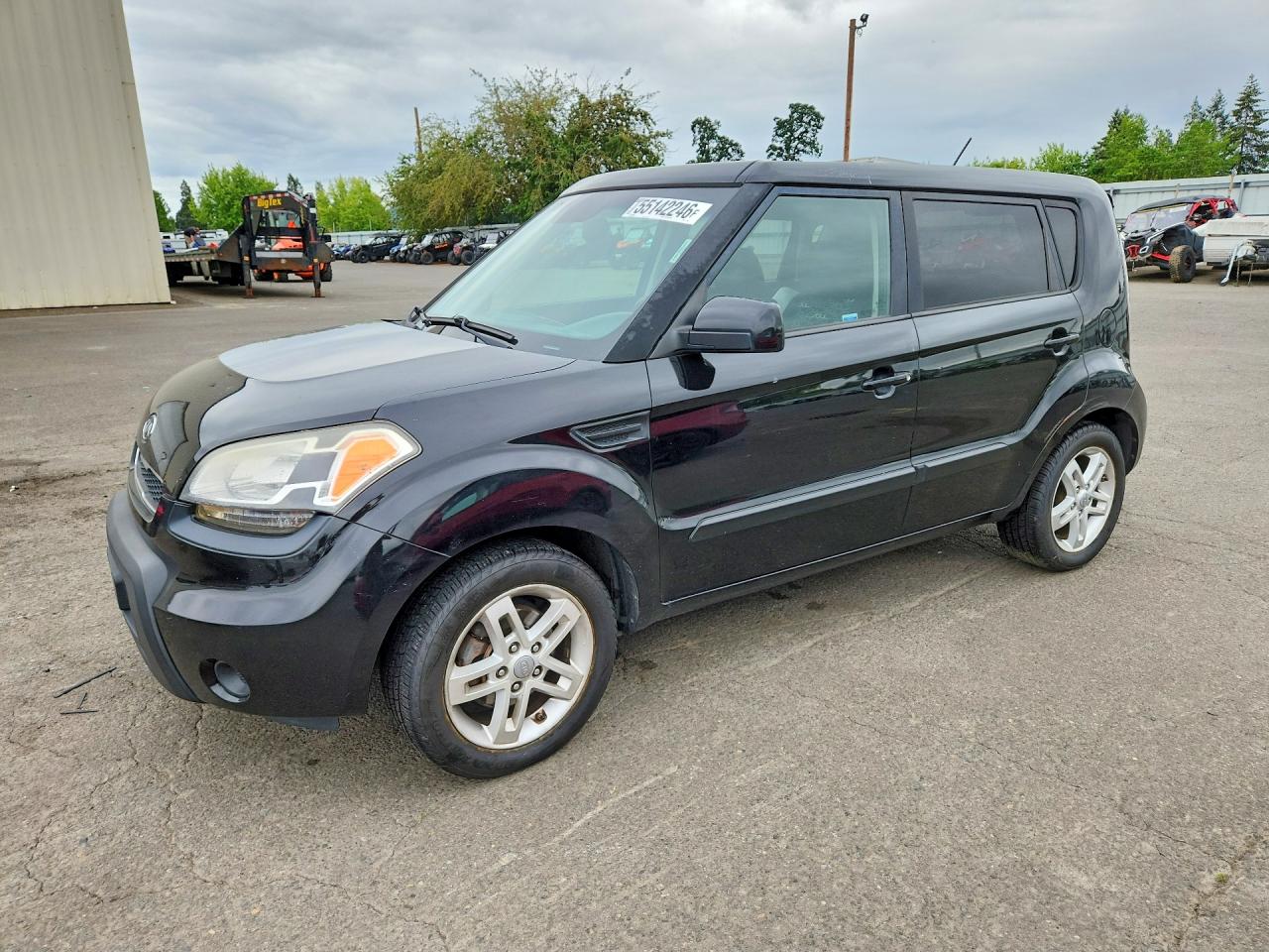 KNDJT2A26B7271100 · 2011 KIA SOUL