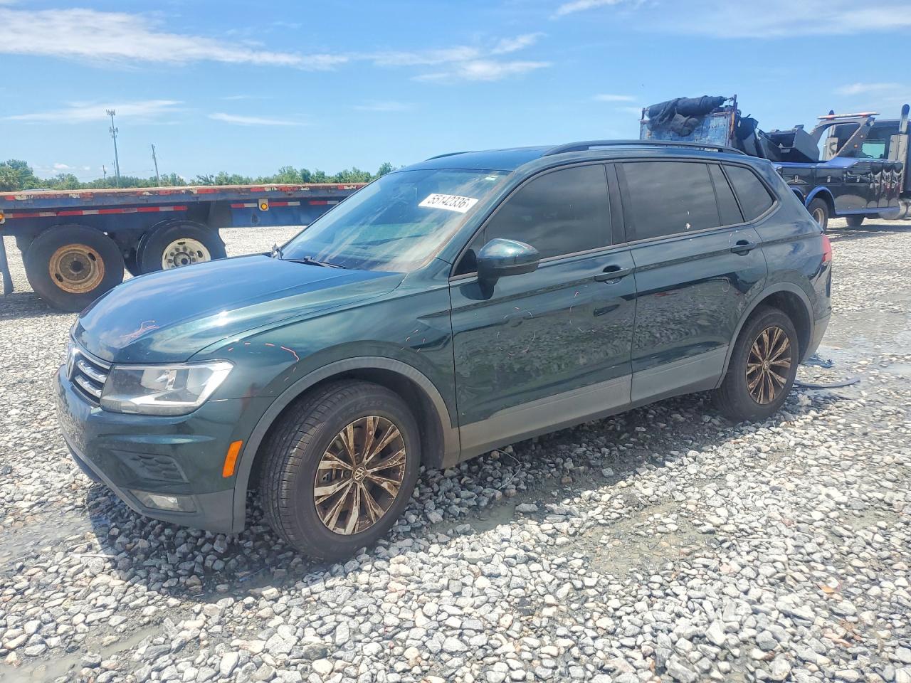 3VV1B7AX8JM019026 · 2018 VOLKSWAGEN TIGUAN