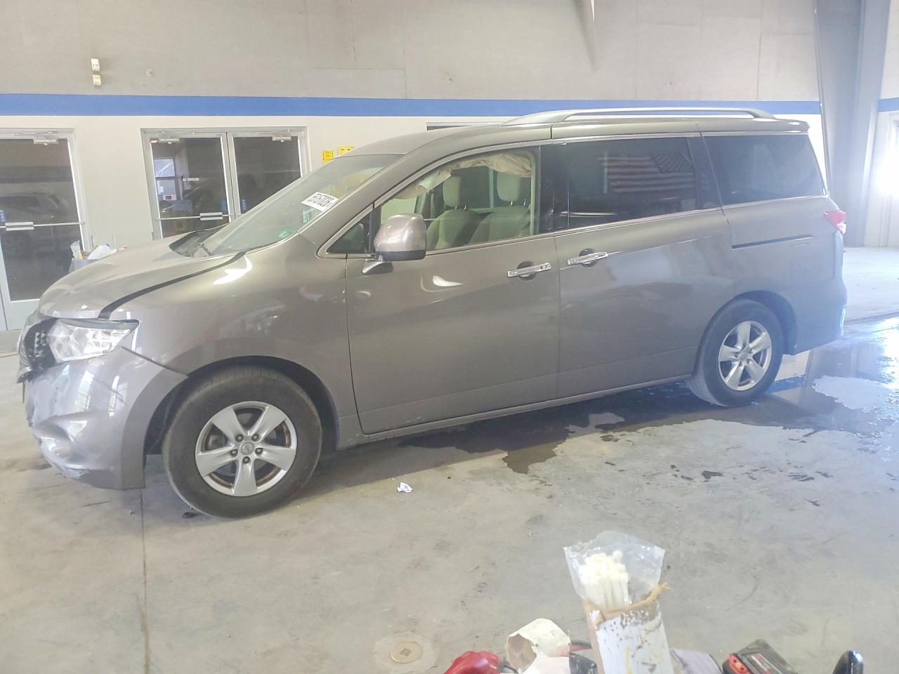 JN8AE2KP5H9165775 · 2017 NISSAN QUEST