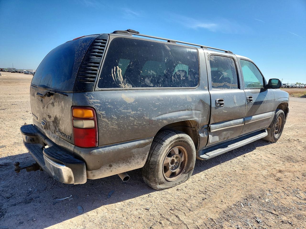 1GNEC16Z62J120429 · 2002 CHEVROLET SUBURBAN · 3/13