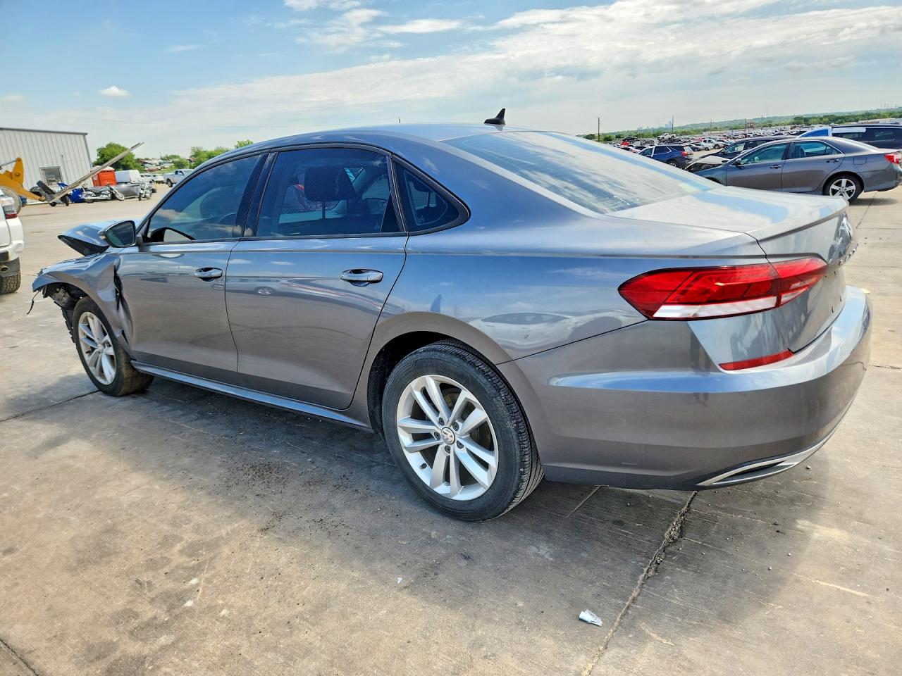 1VWAA7A32LC026098 · 2020 VOLKSWAGEN PASSAT · 2/13