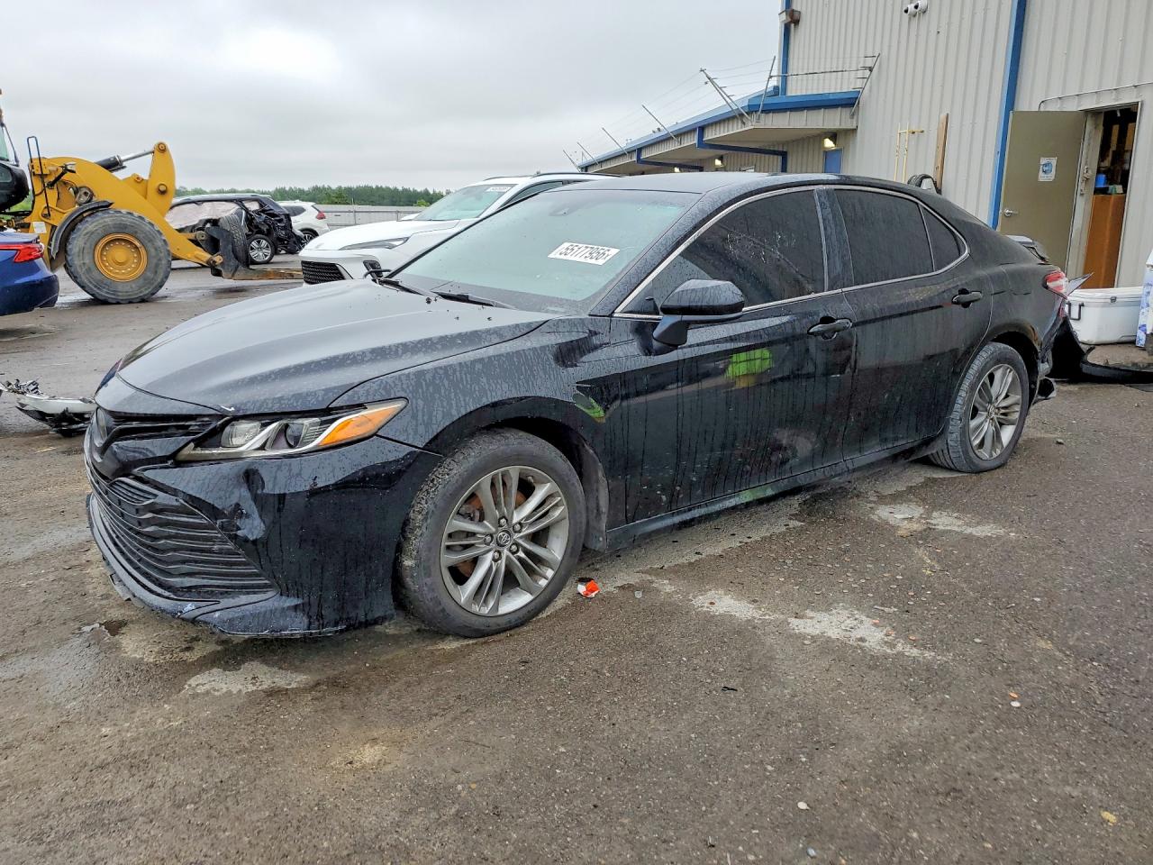 4T1B11HK8JU577785 · 2018 TOYOTA CAMRY