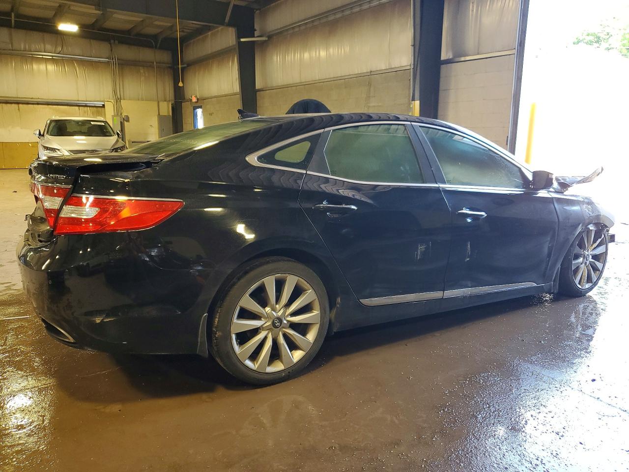 KMHFH4JG8EA361883 · 2014 HYUNDAI AZERA · 3/12