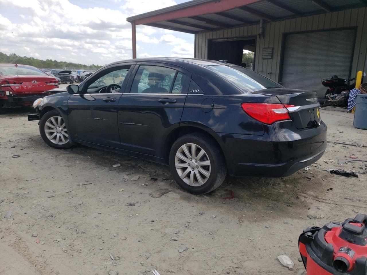 1C3BC1FB3BN589537 · 2011 CHRYSLER 200 · 2/12